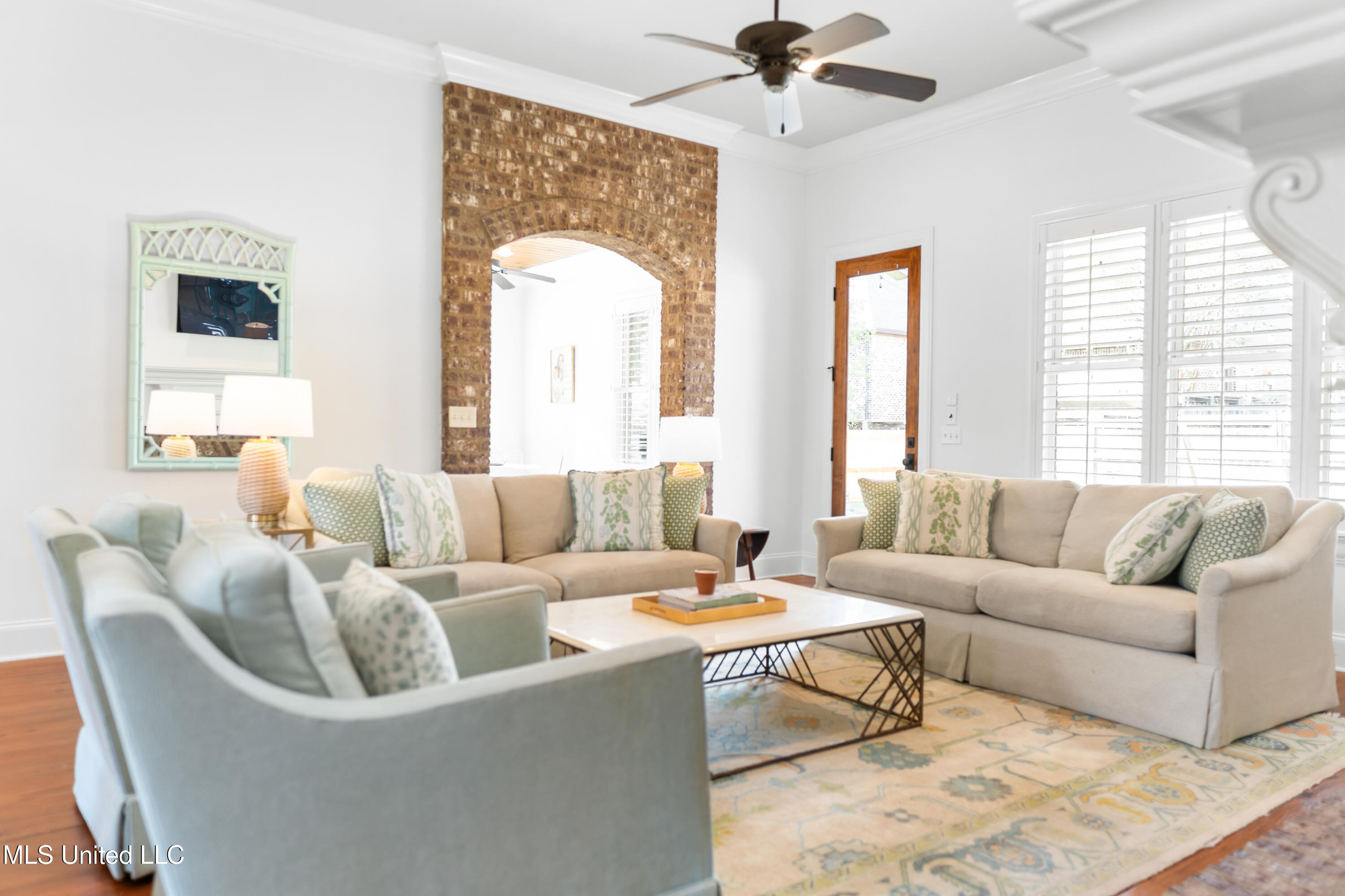 116 Lake Village Drive Property Photo 6