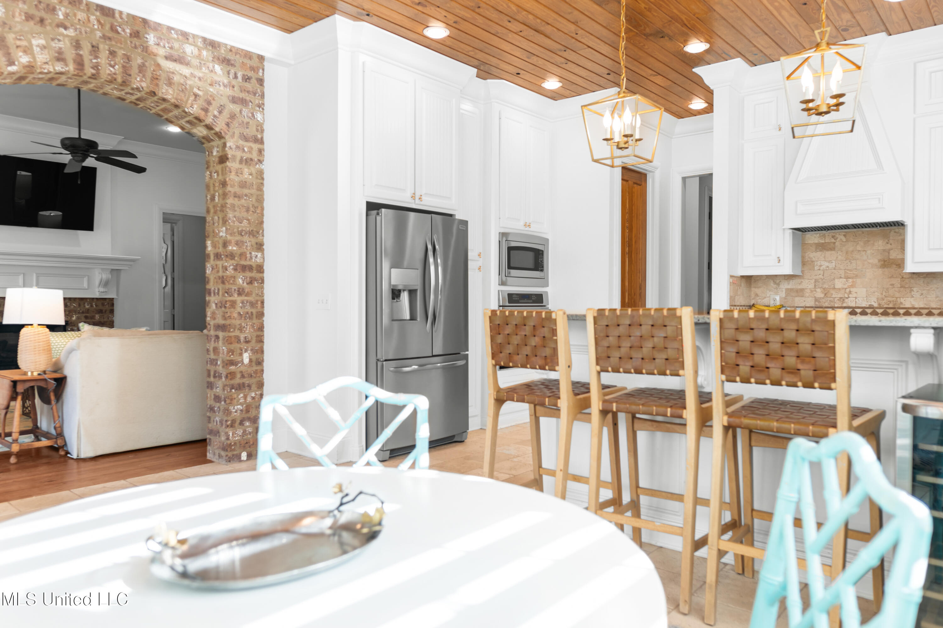 116 Lake Village Drive Property Photo 15