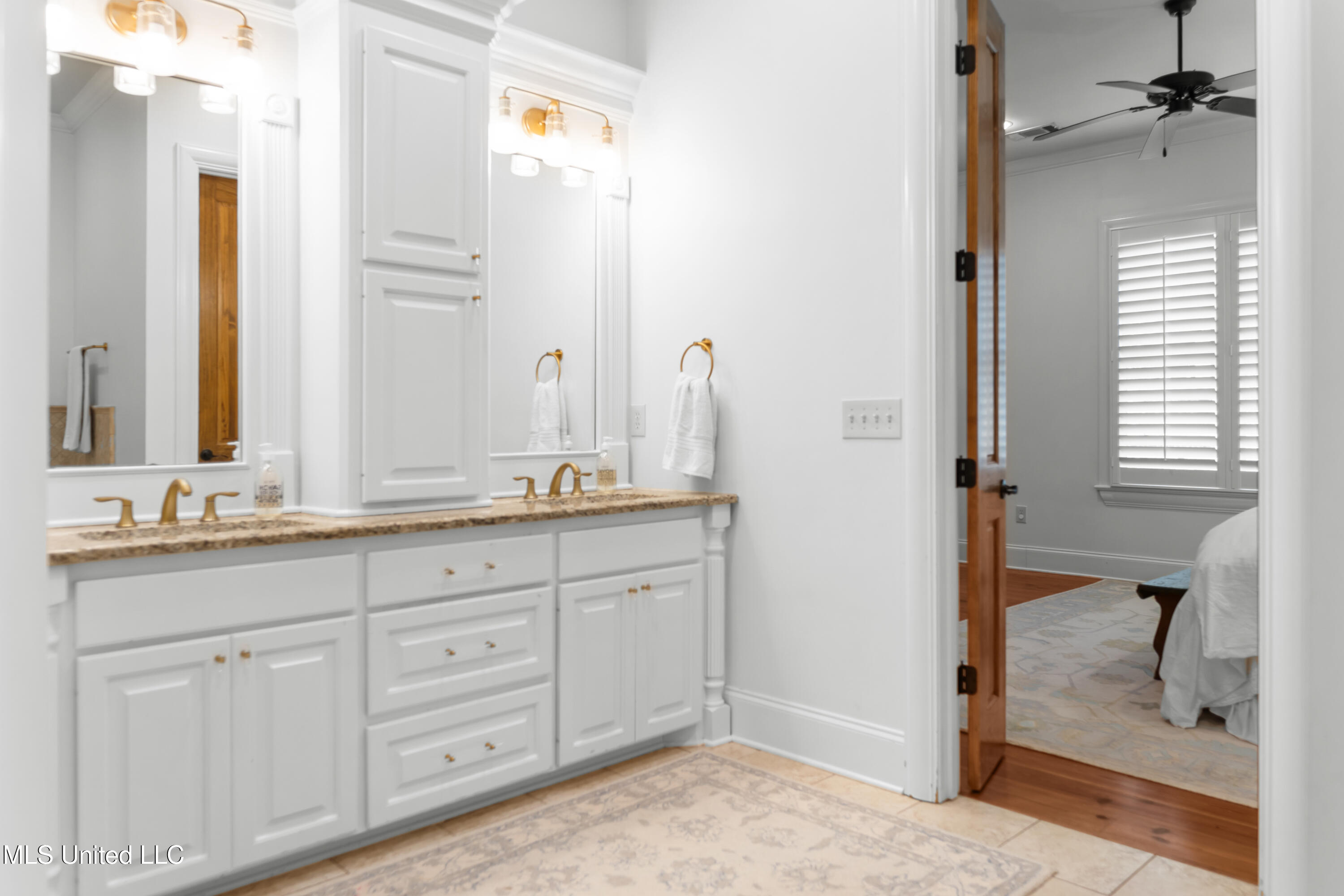 116 Lake Village Drive Property Photo 22