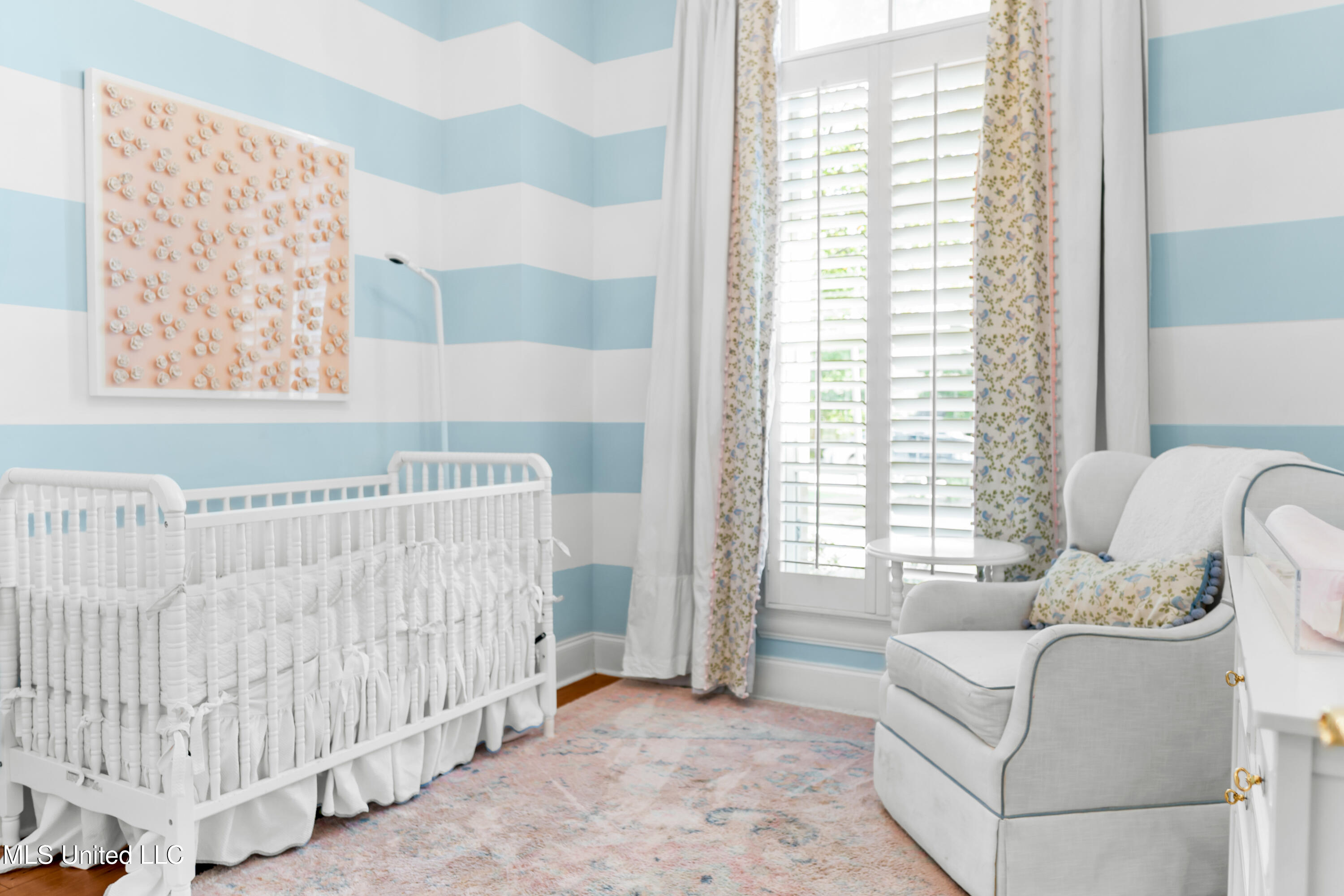 116 Lake Village Drive Property Photo 25