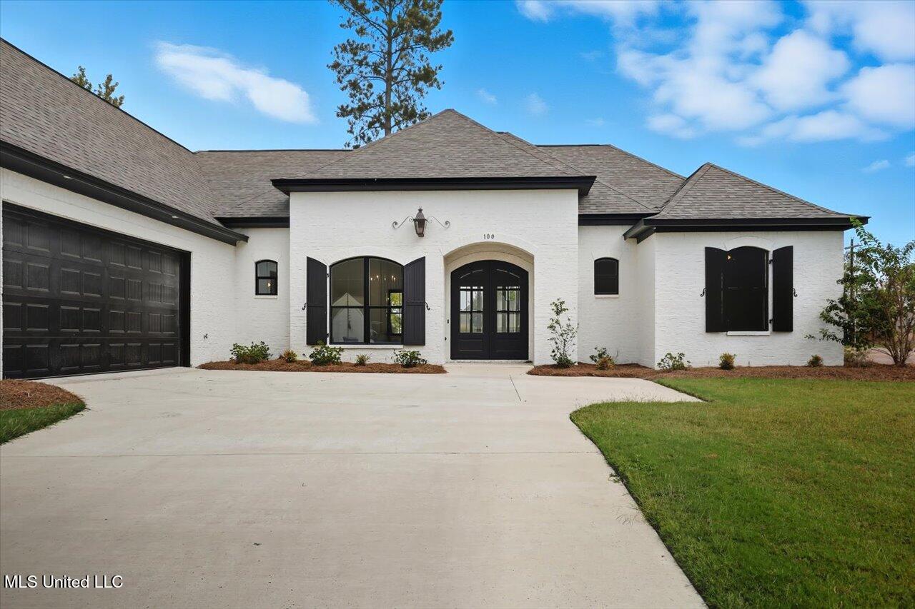 100 Grayson Way Property Photo 1