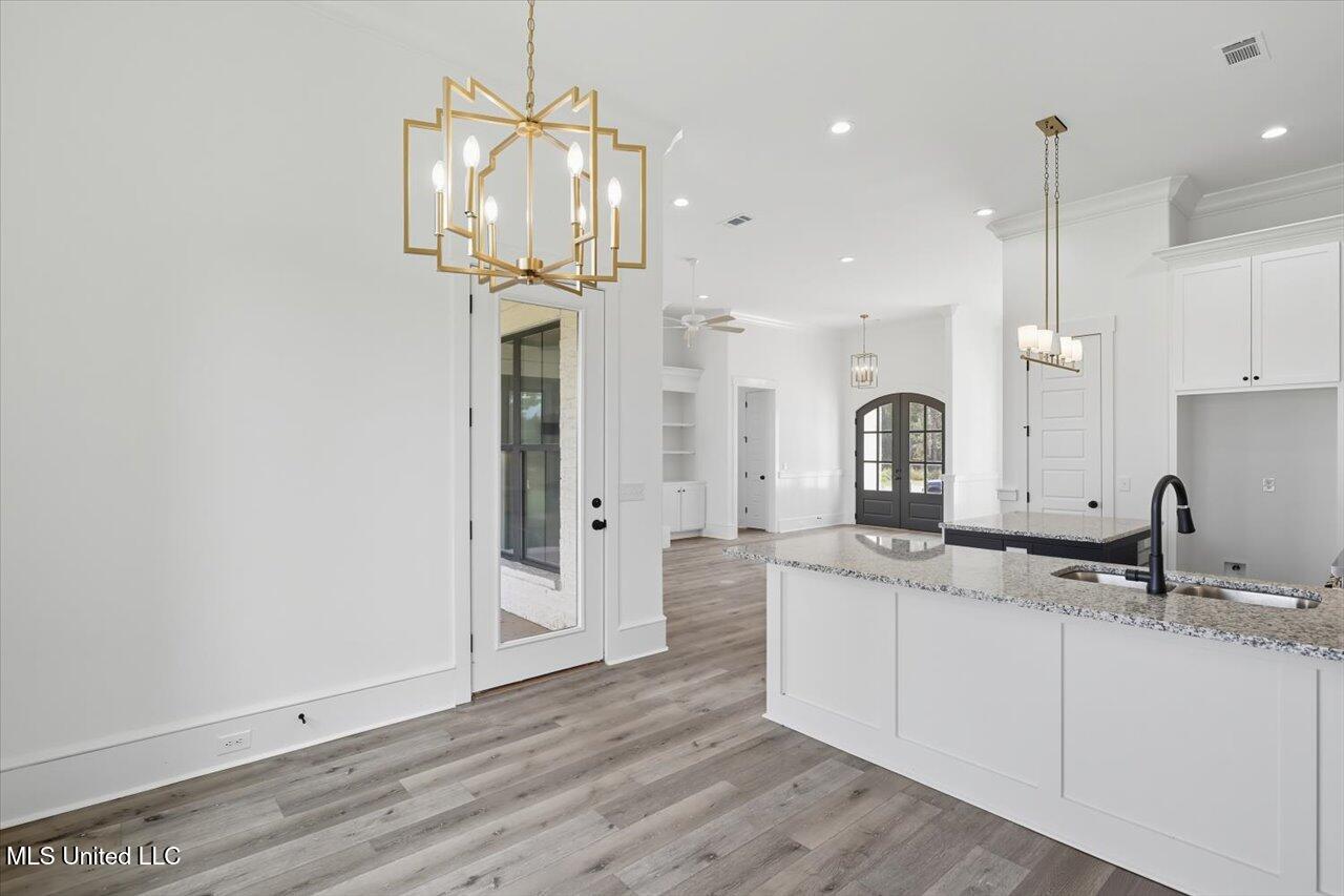 100 Grayson Way Property Photo 16