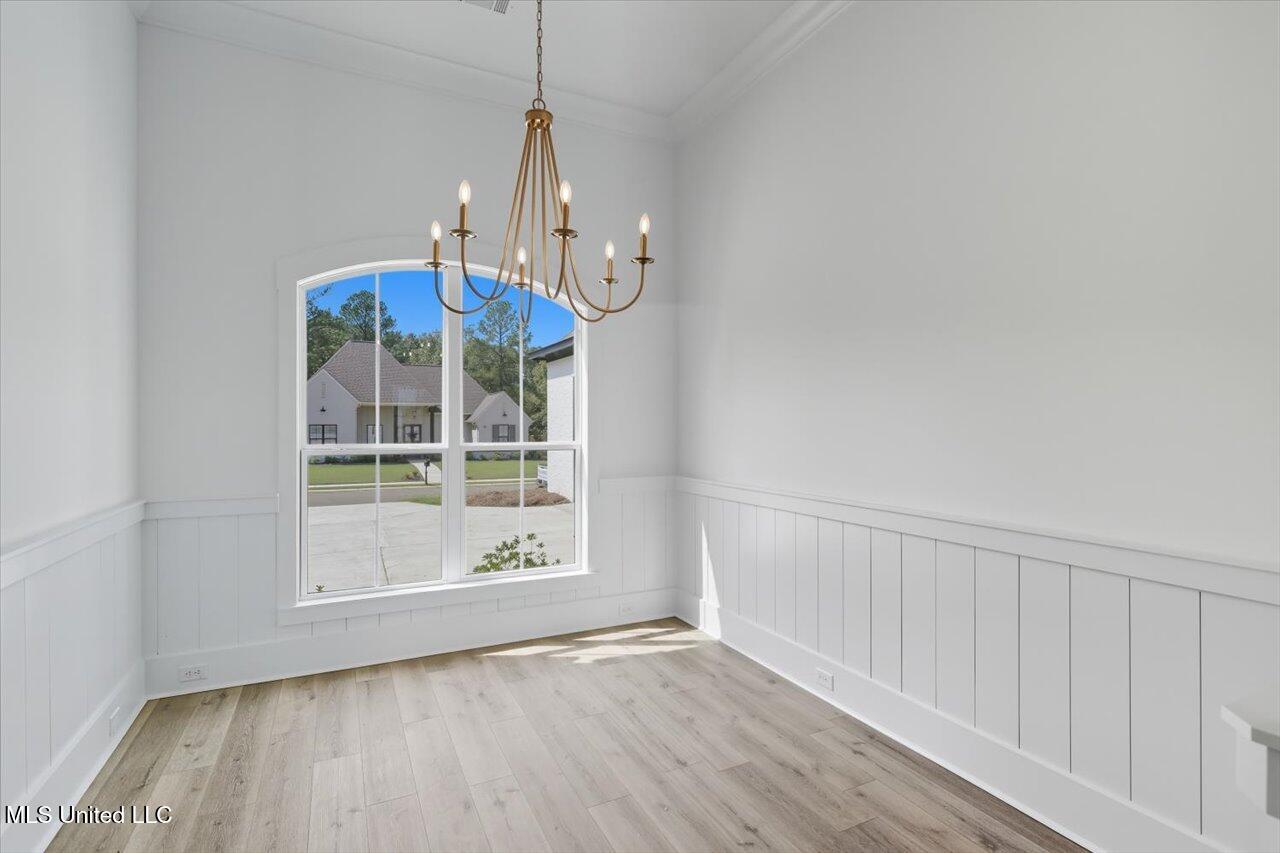 100 Grayson Way Property Photo 17