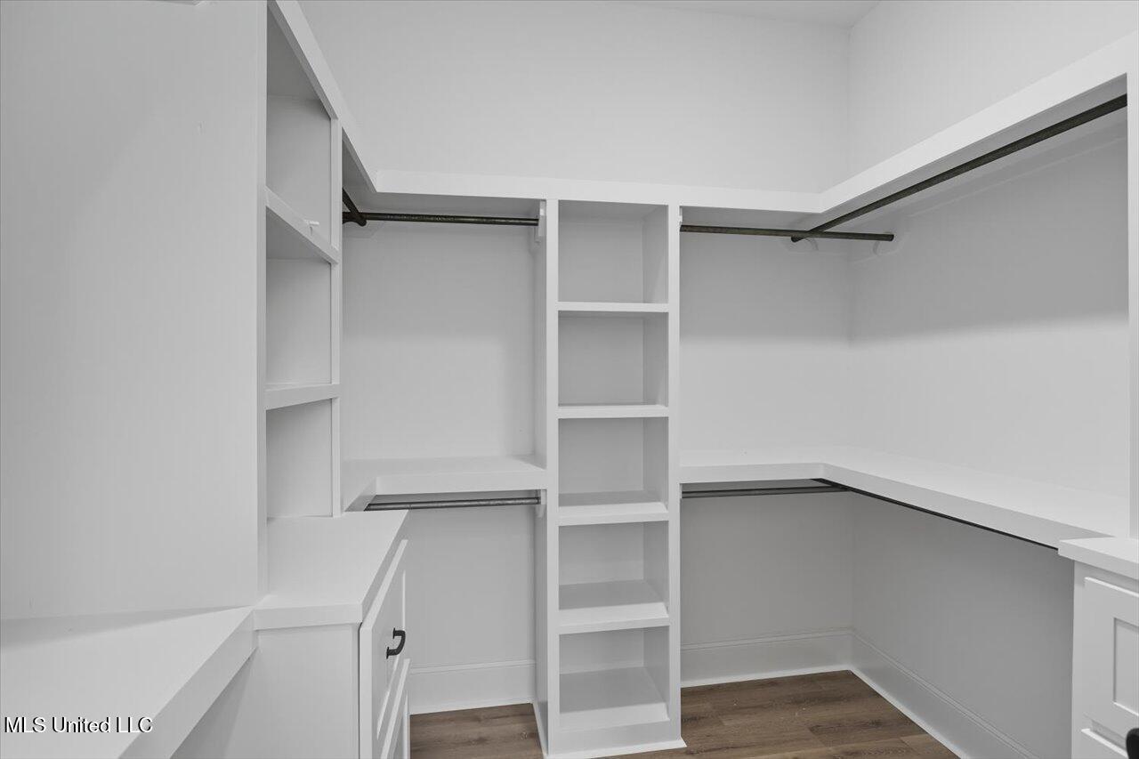 100 Grayson Way Property Photo 24