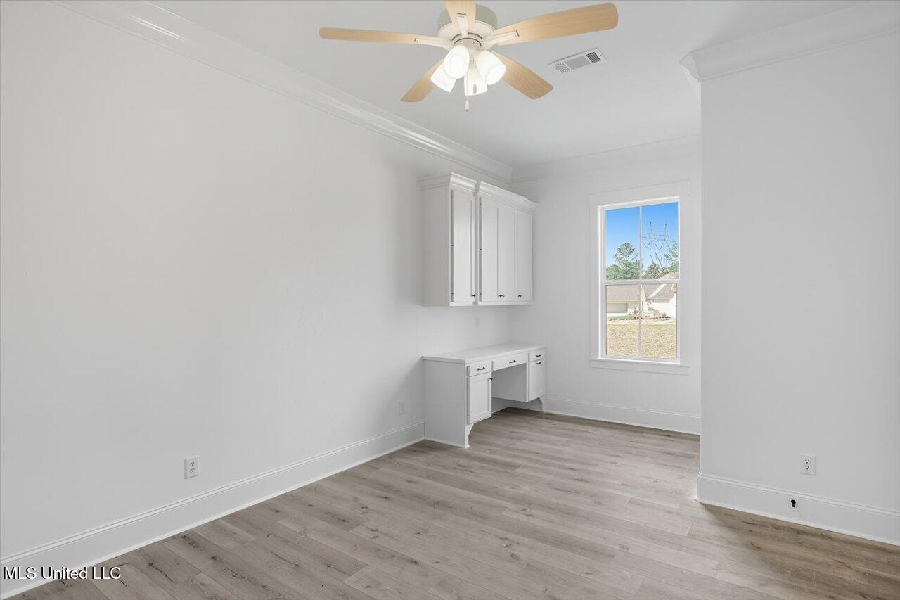 100 Grayson Way Property Photo 25