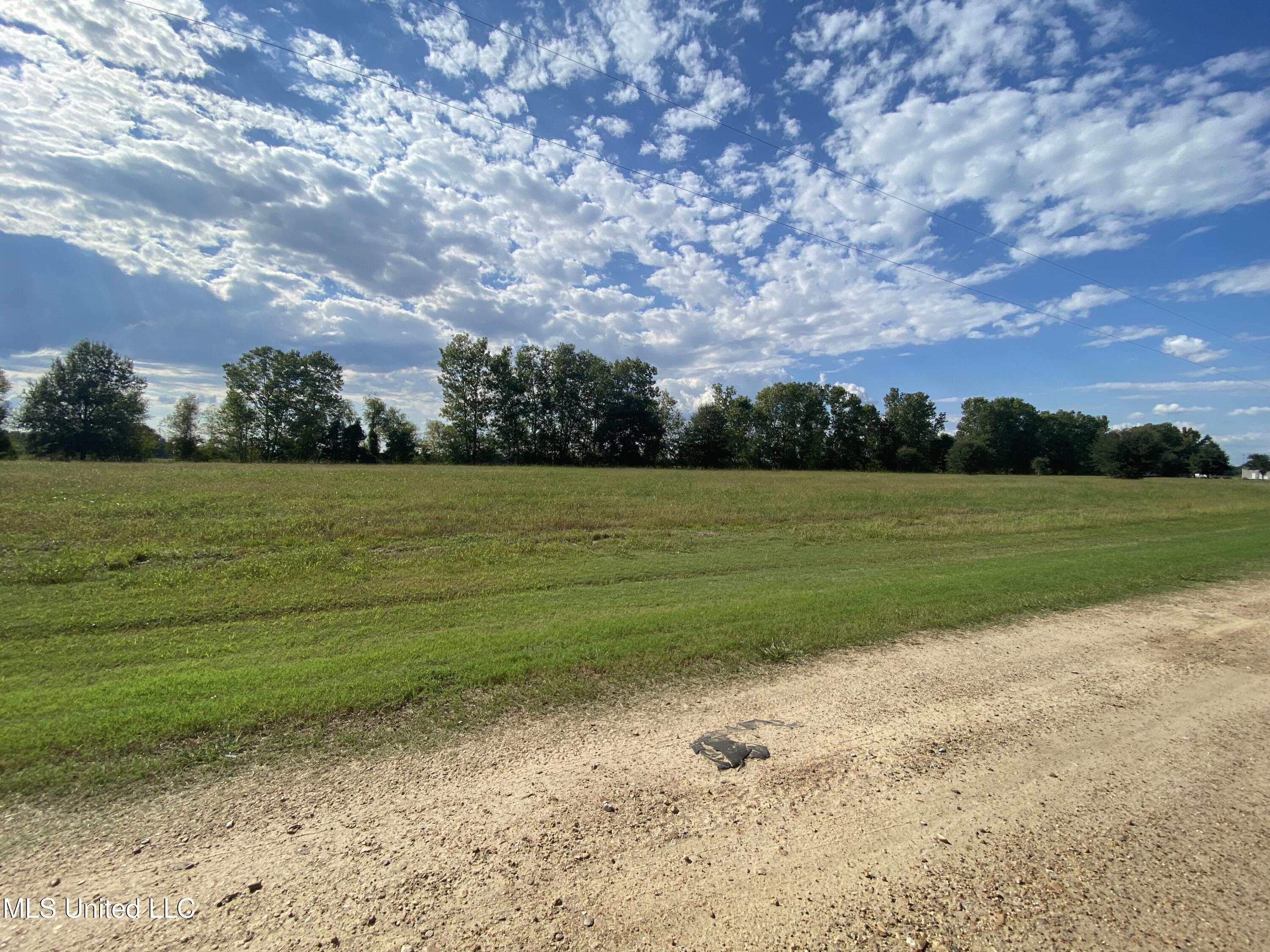 Escape Lane Property Photo 1