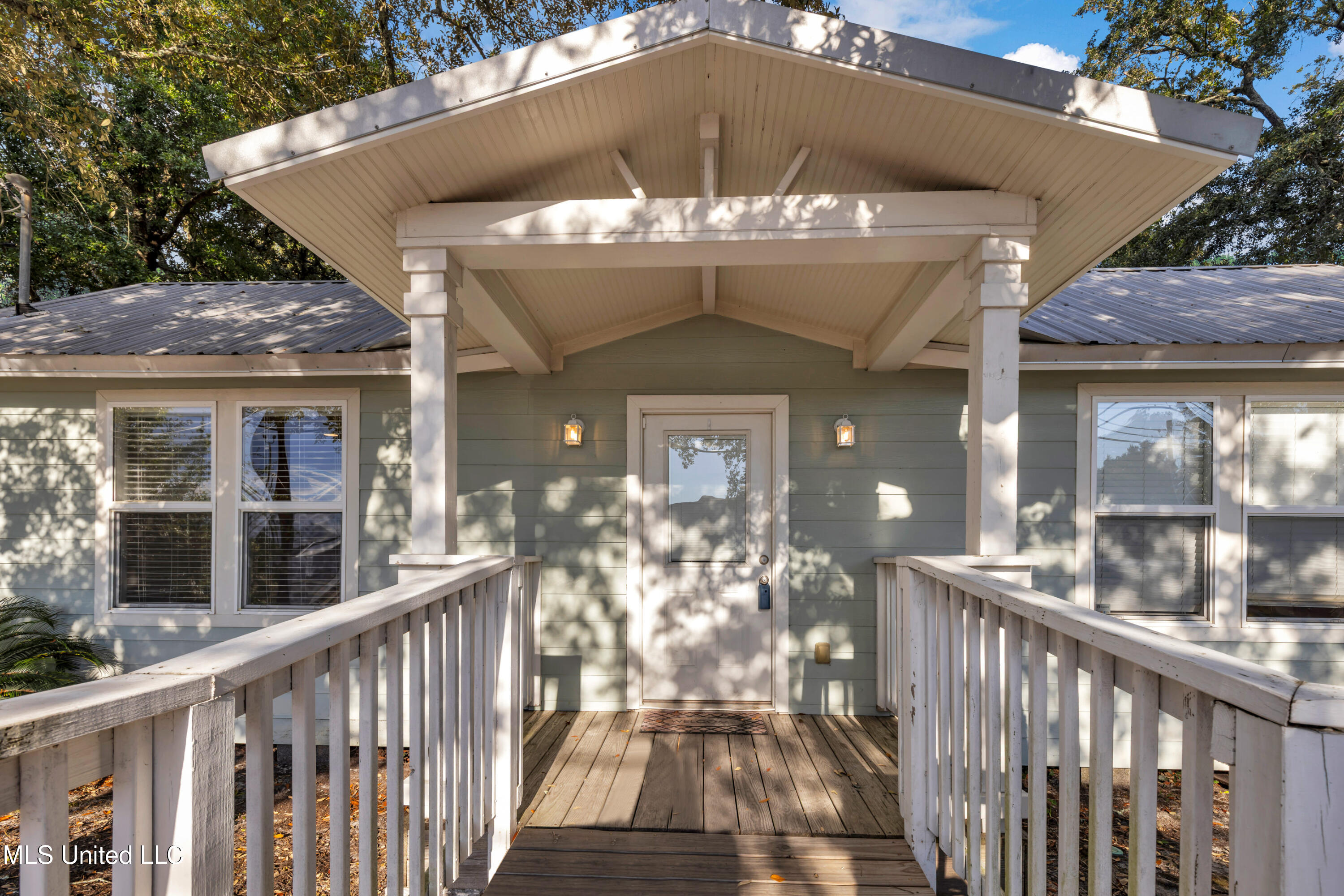 266 Debuys Road Property Photo 2