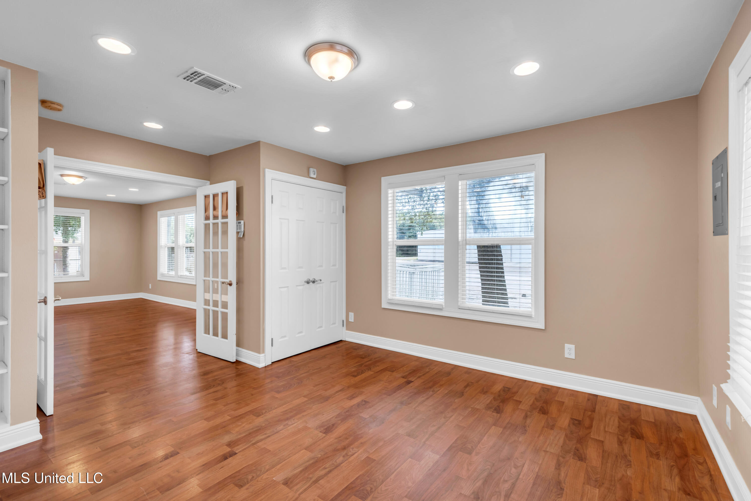 266 Debuys Road Property Photo 13