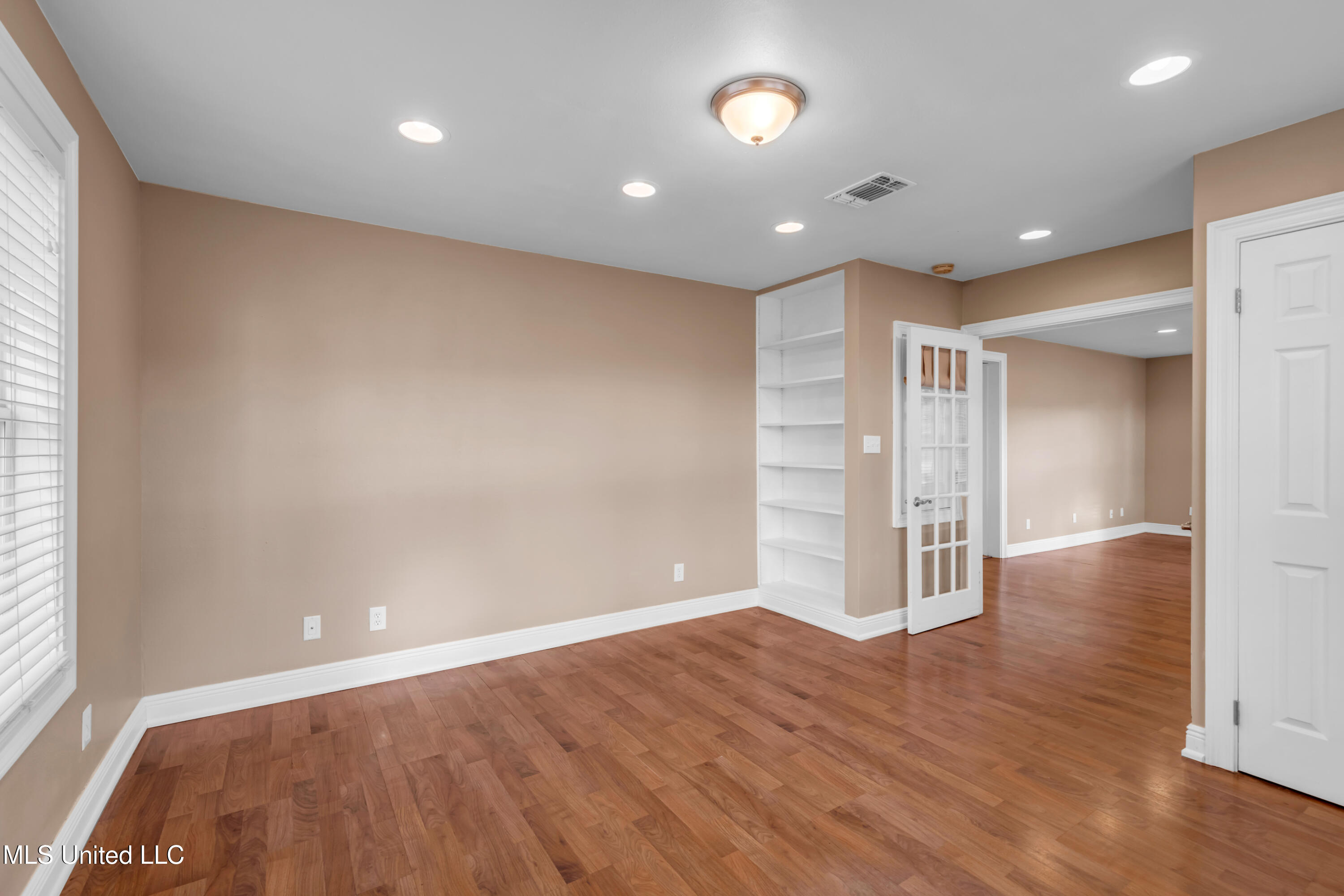 266 Debuys Road Property Photo 14