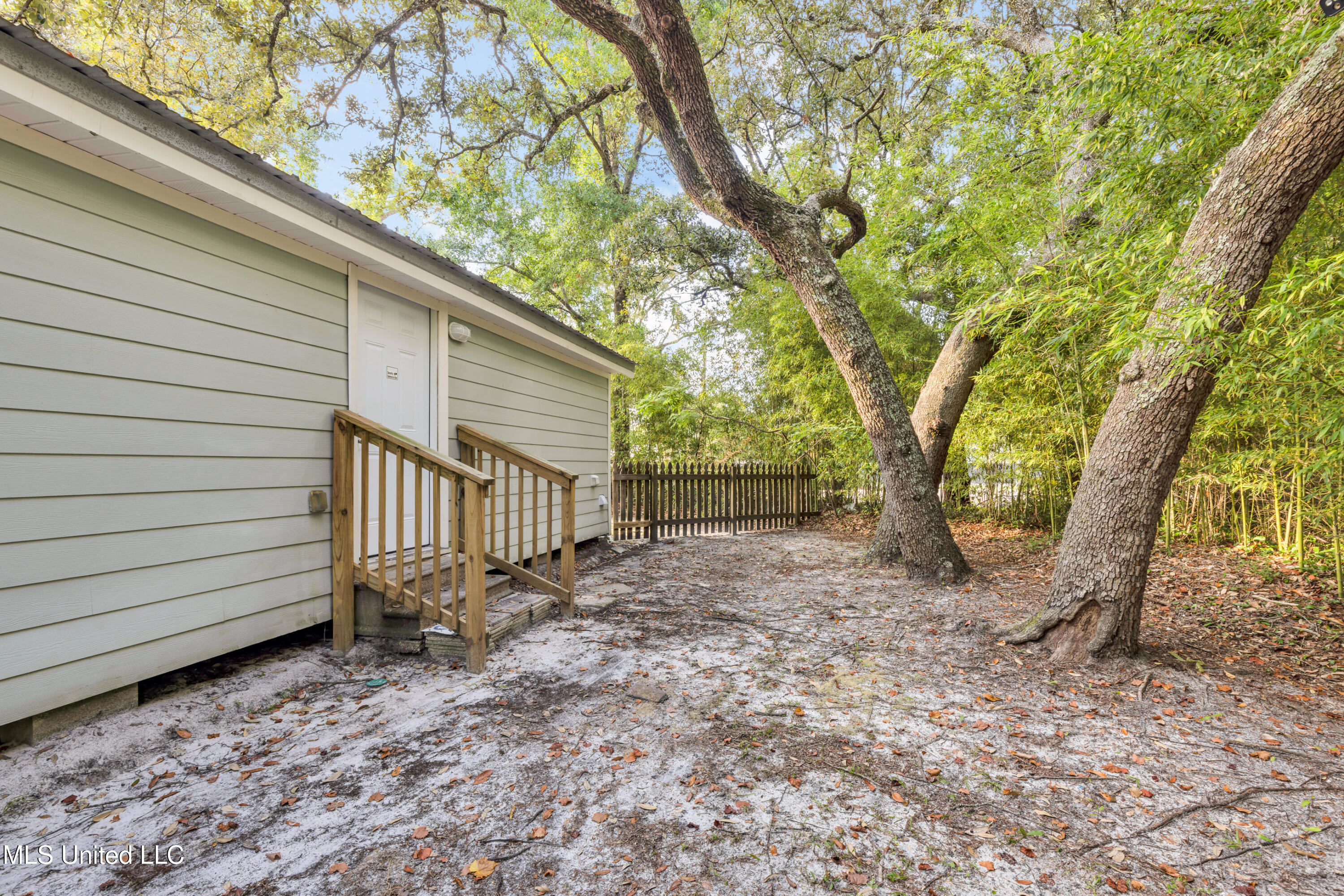 266 Debuys Road Property Photo 25