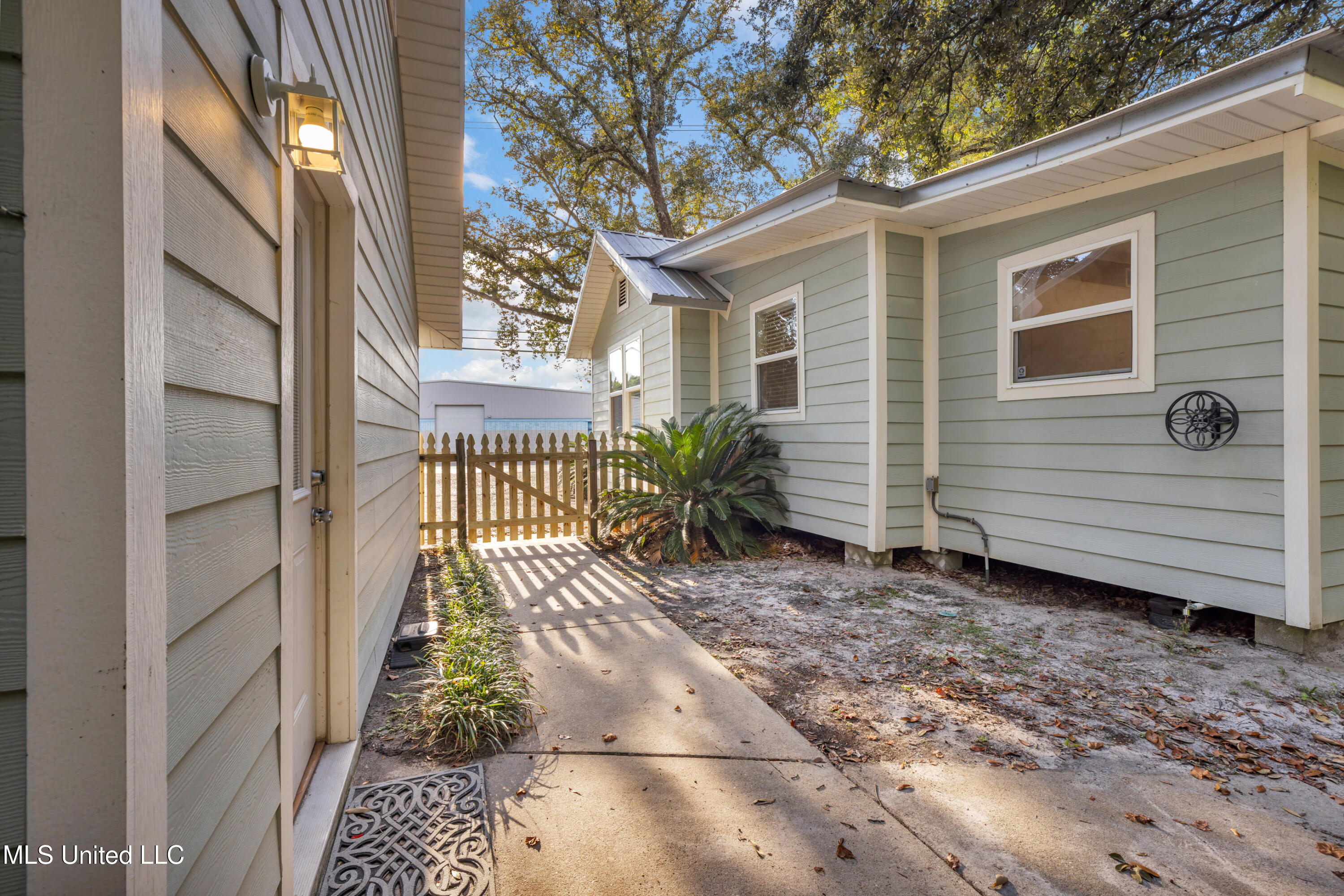 266 Debuys Road Property Photo 29