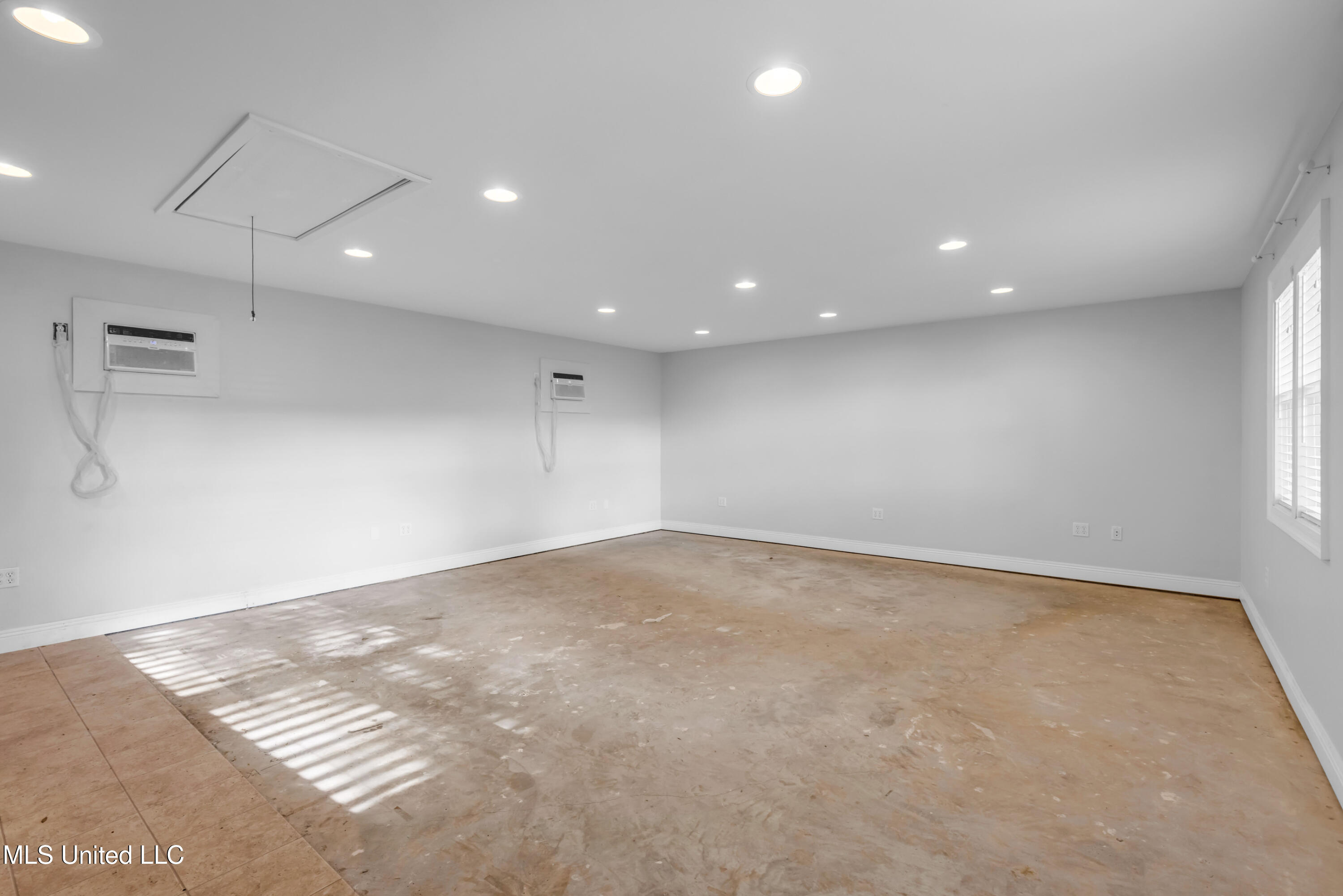 266 Debuys Road Property Photo 33