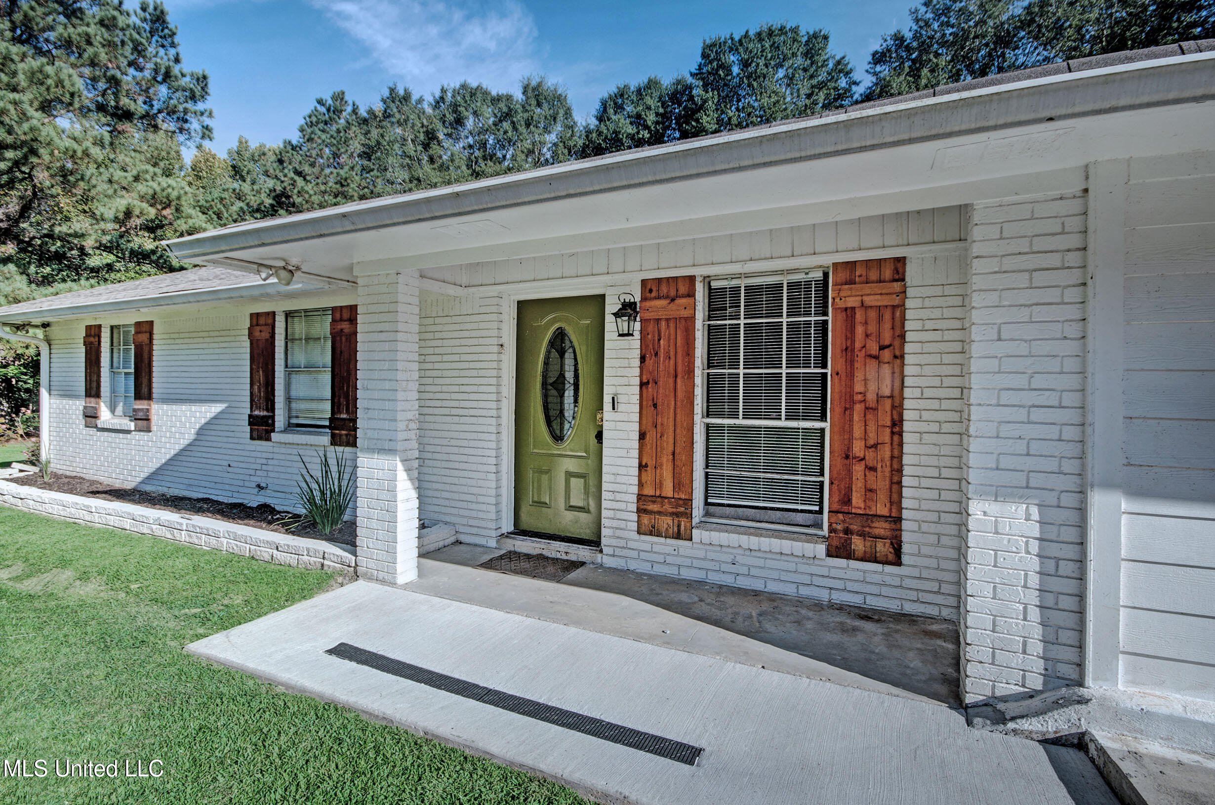 614 Rankin Road Property Photo 5