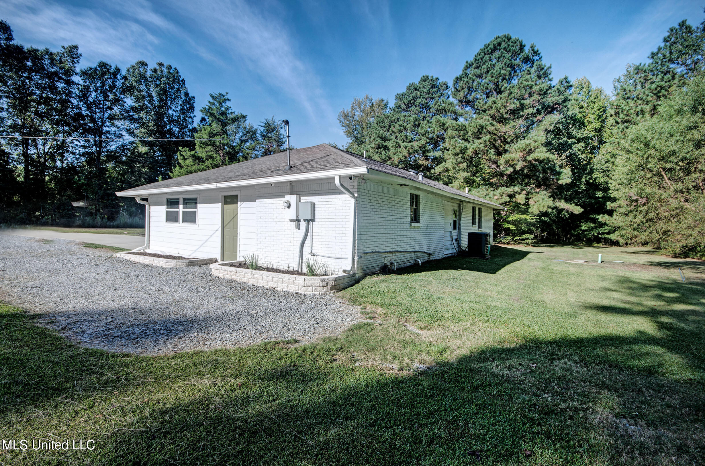 614 Rankin Road Property Photo 7