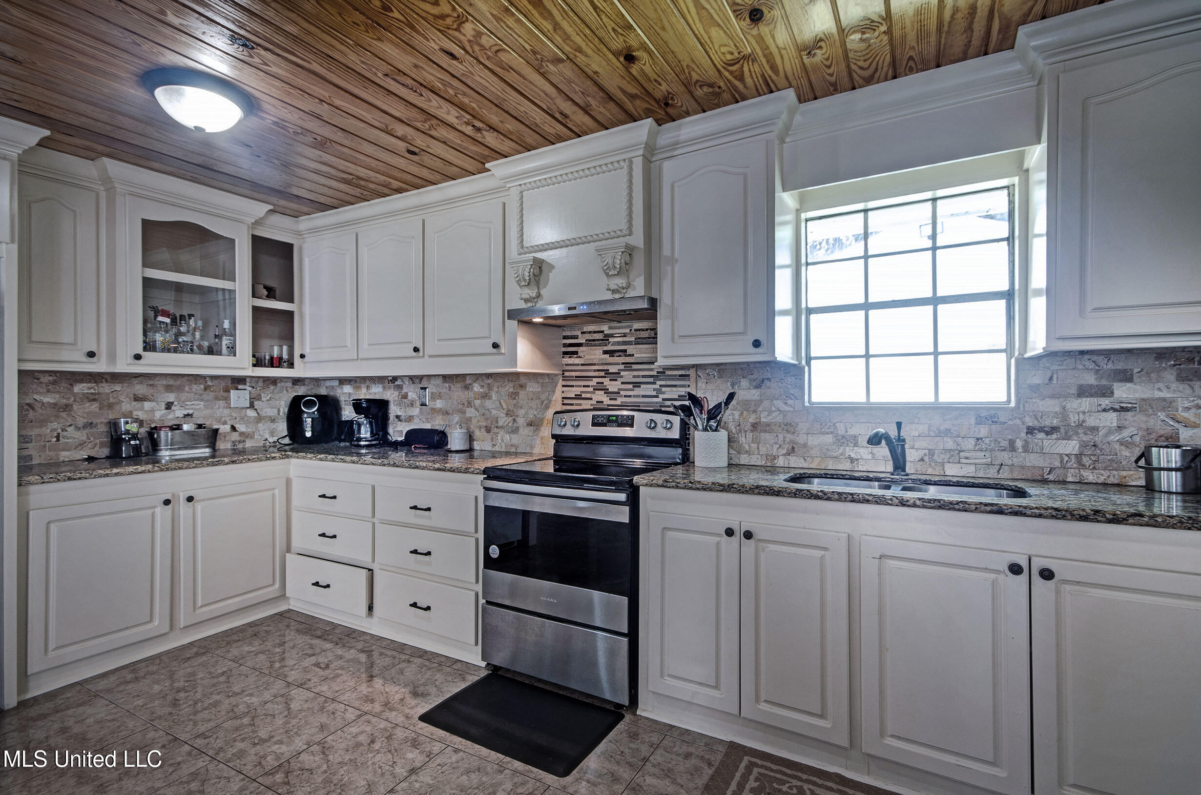 614 Rankin Road Property Photo 16