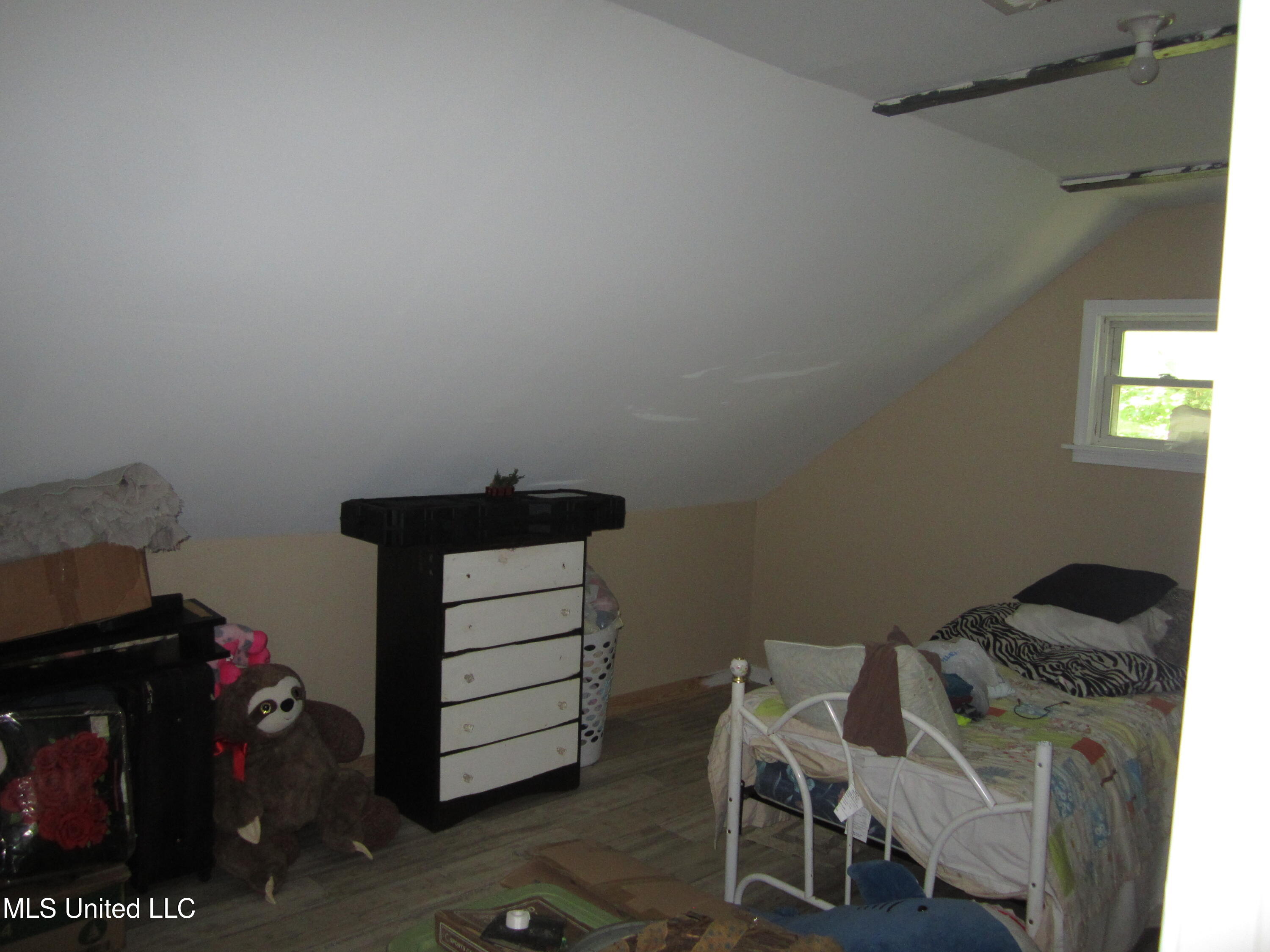 1356 Cr 180 Property Photo 7