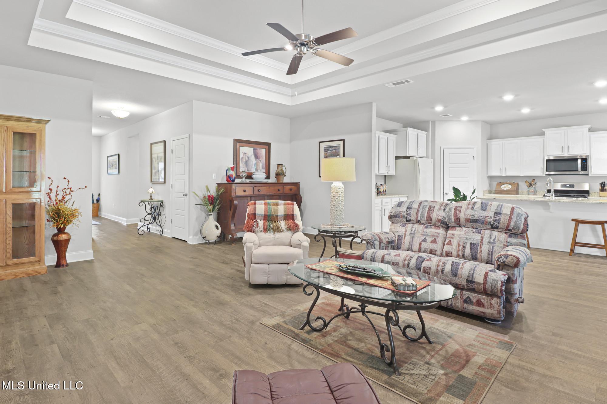 11209 Shorecrest Road Property Photo 11