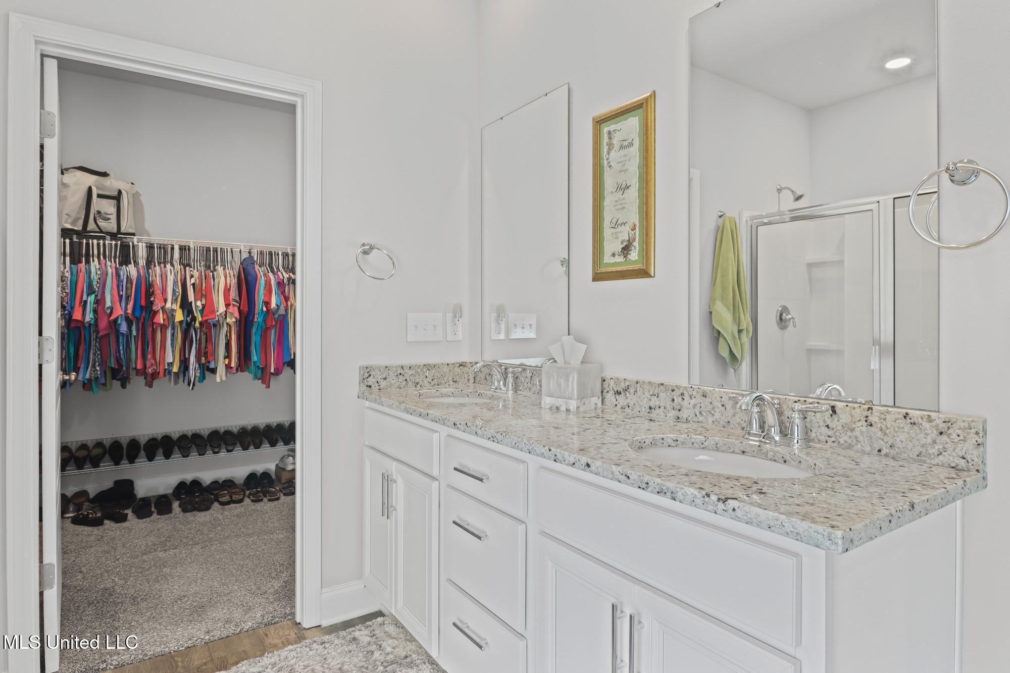 11209 Shorecrest Road Property Photo 20