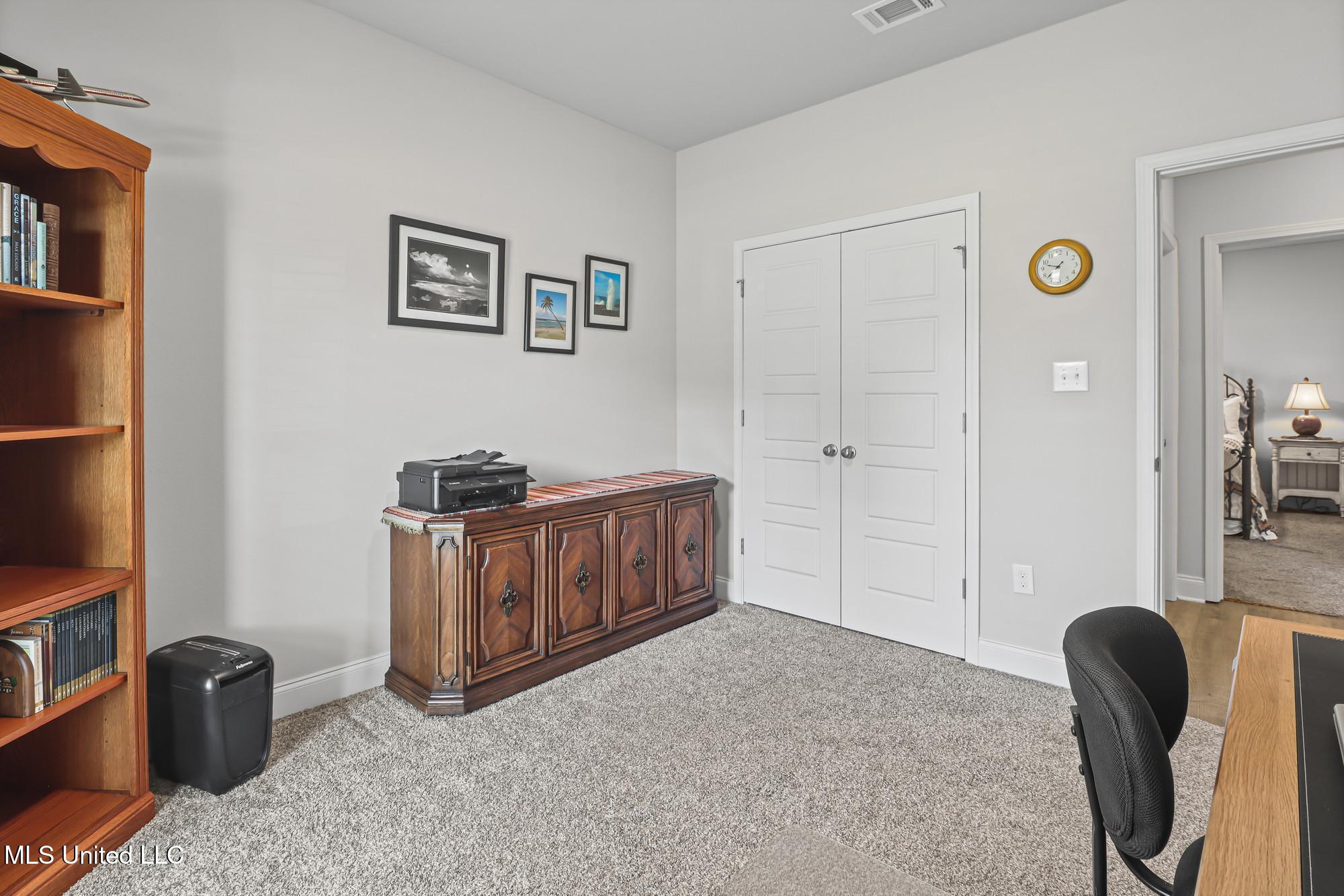 11209 Shorecrest Road Property Photo 25