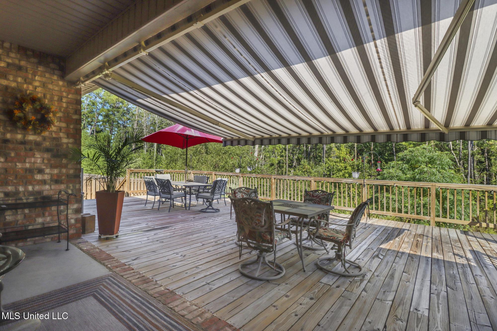 11209 Shorecrest Road Property Photo 32