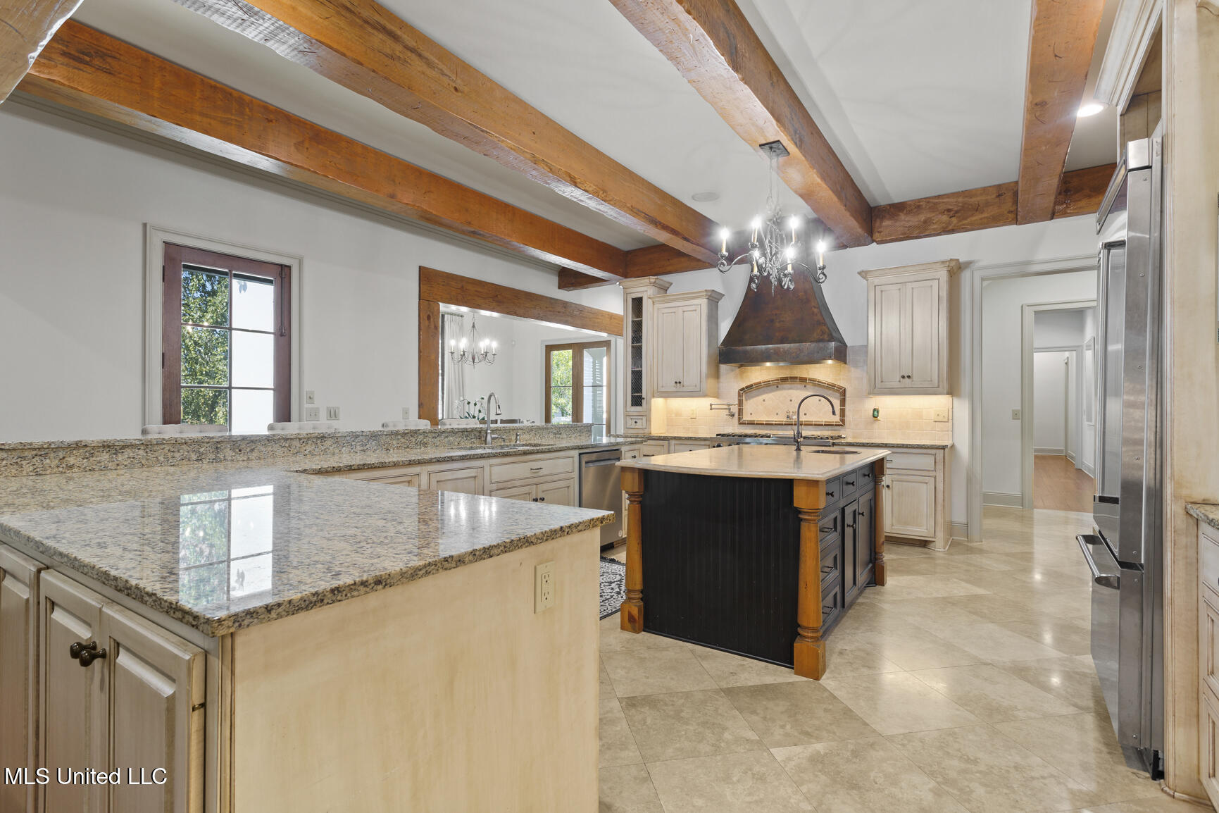 115 Cedar Woods Cove Property Photo 28