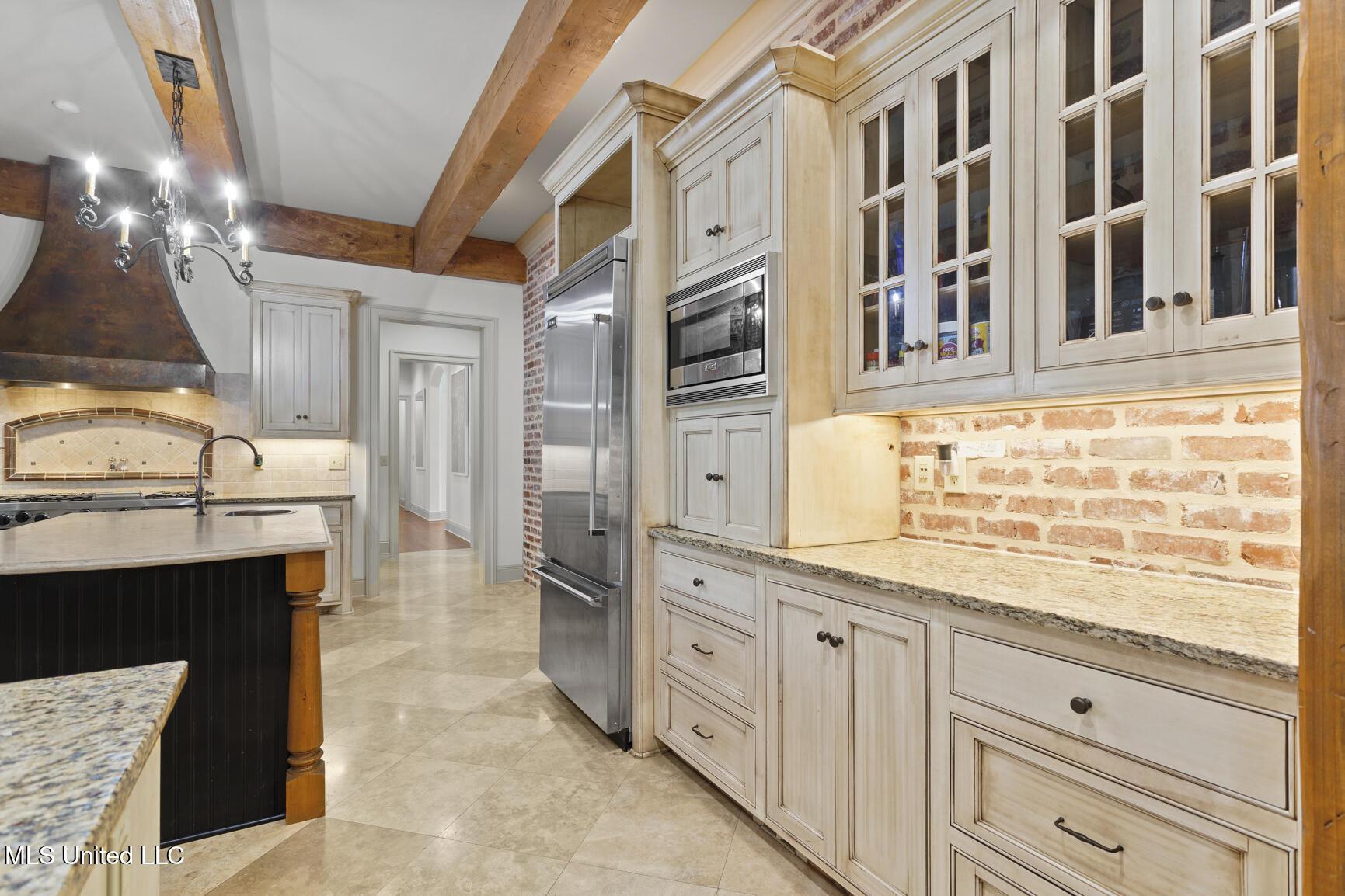 115 Cedar Woods Cove Property Photo 32