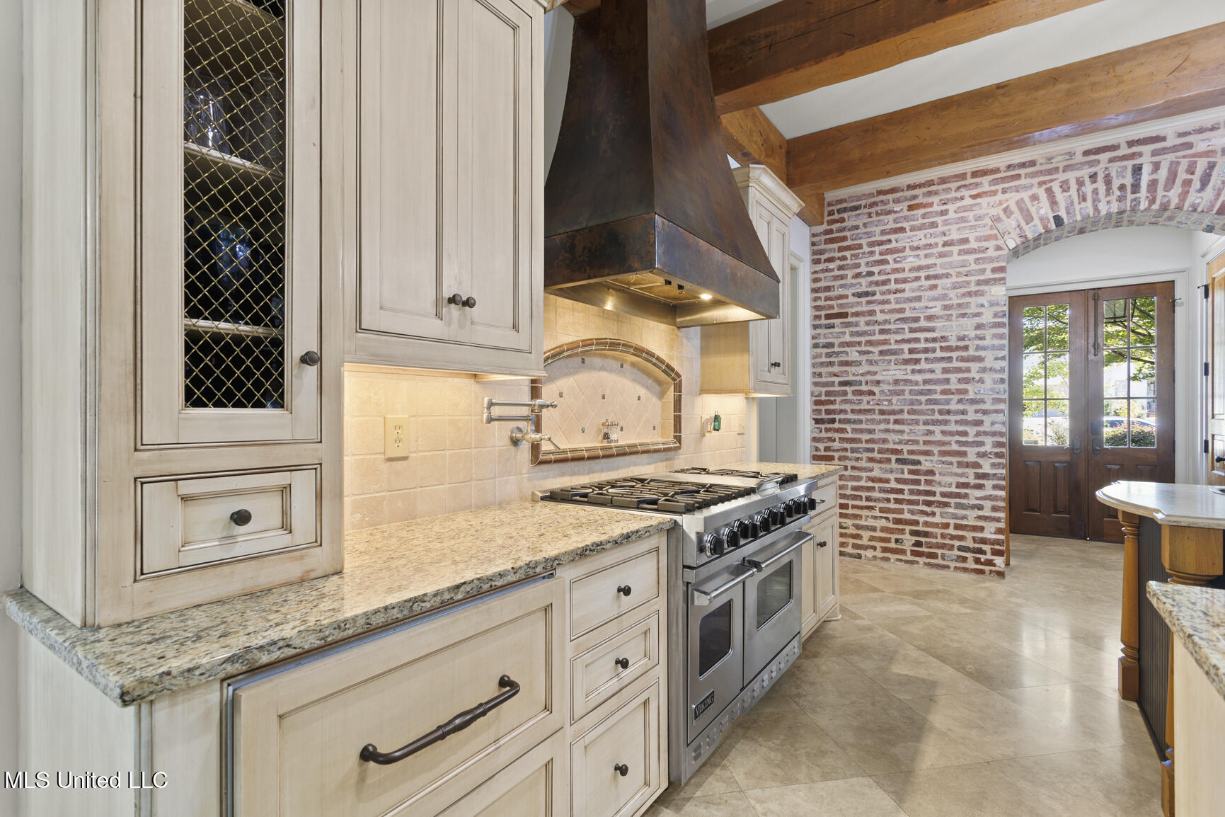 115 Cedar Woods Cove Property Photo 33