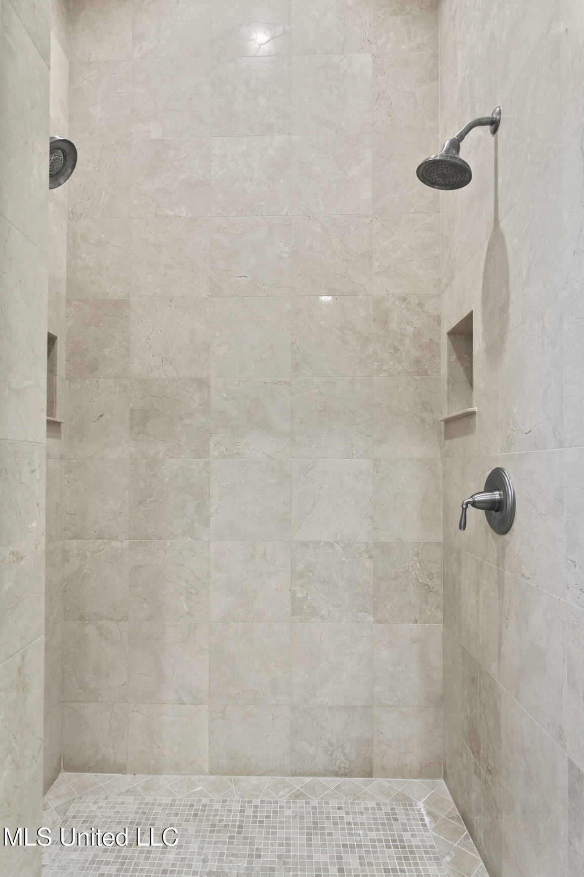 115 Cedar Woods Cove Property Photo 44