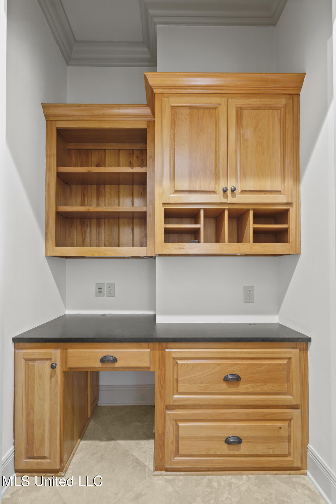 115 Cedar Woods Cove Property Photo 48