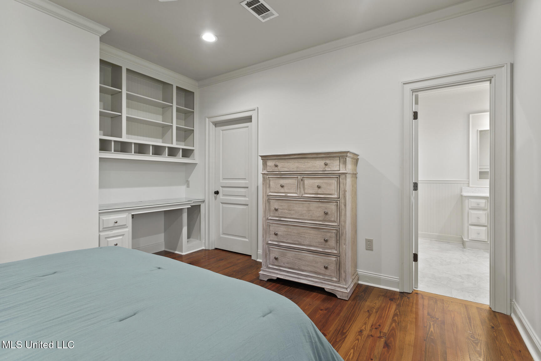 115 Cedar Woods Cove Property Photo 57