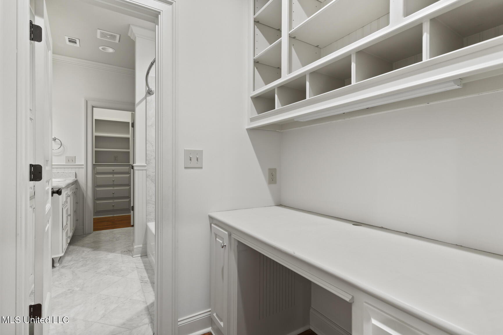 115 Cedar Woods Cove Property Photo 62