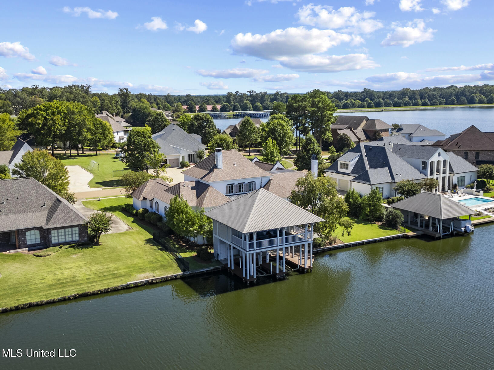 115 Cedar Woods Cove Property Photo 79