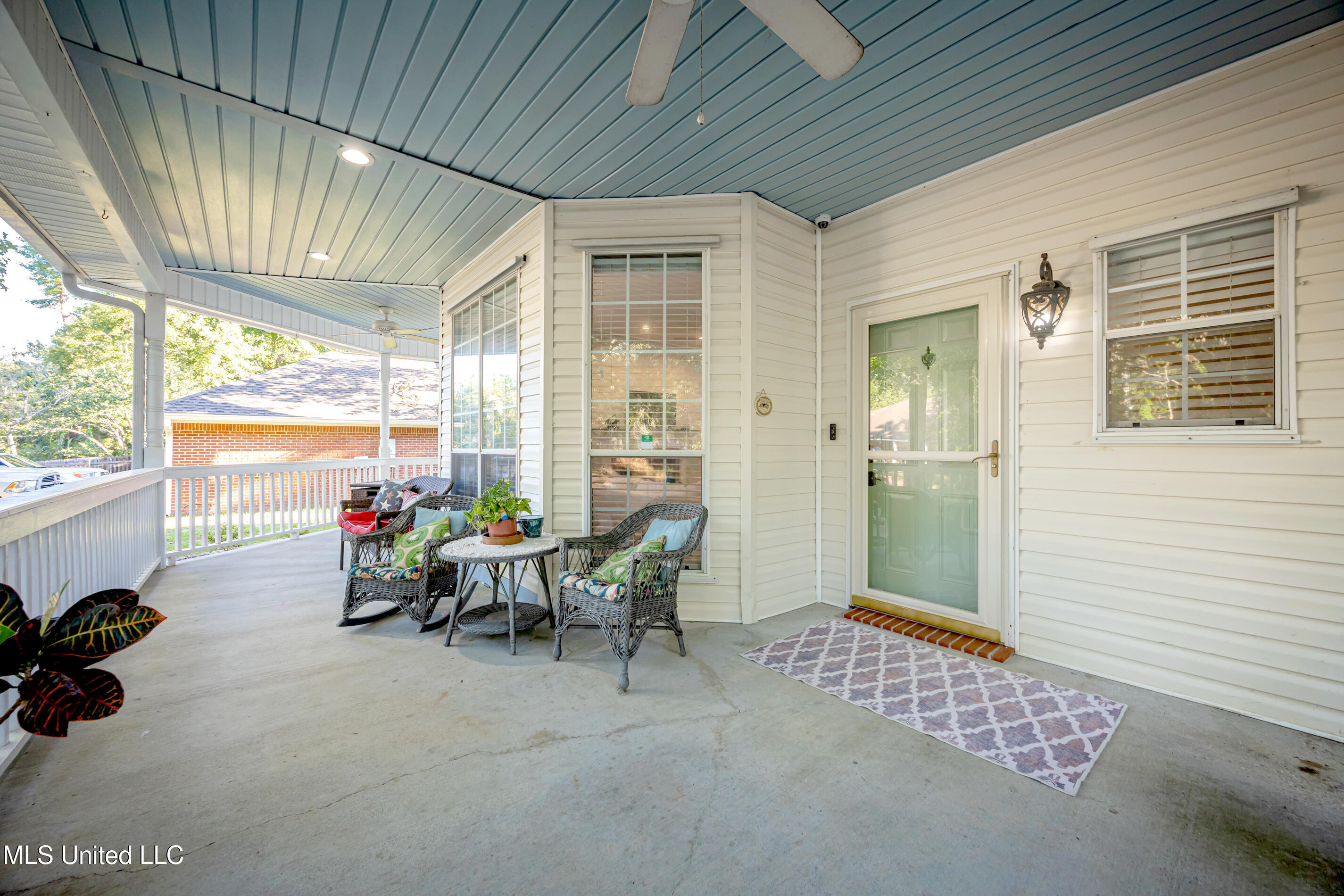 2808 Hickory Lane Property Photo 8