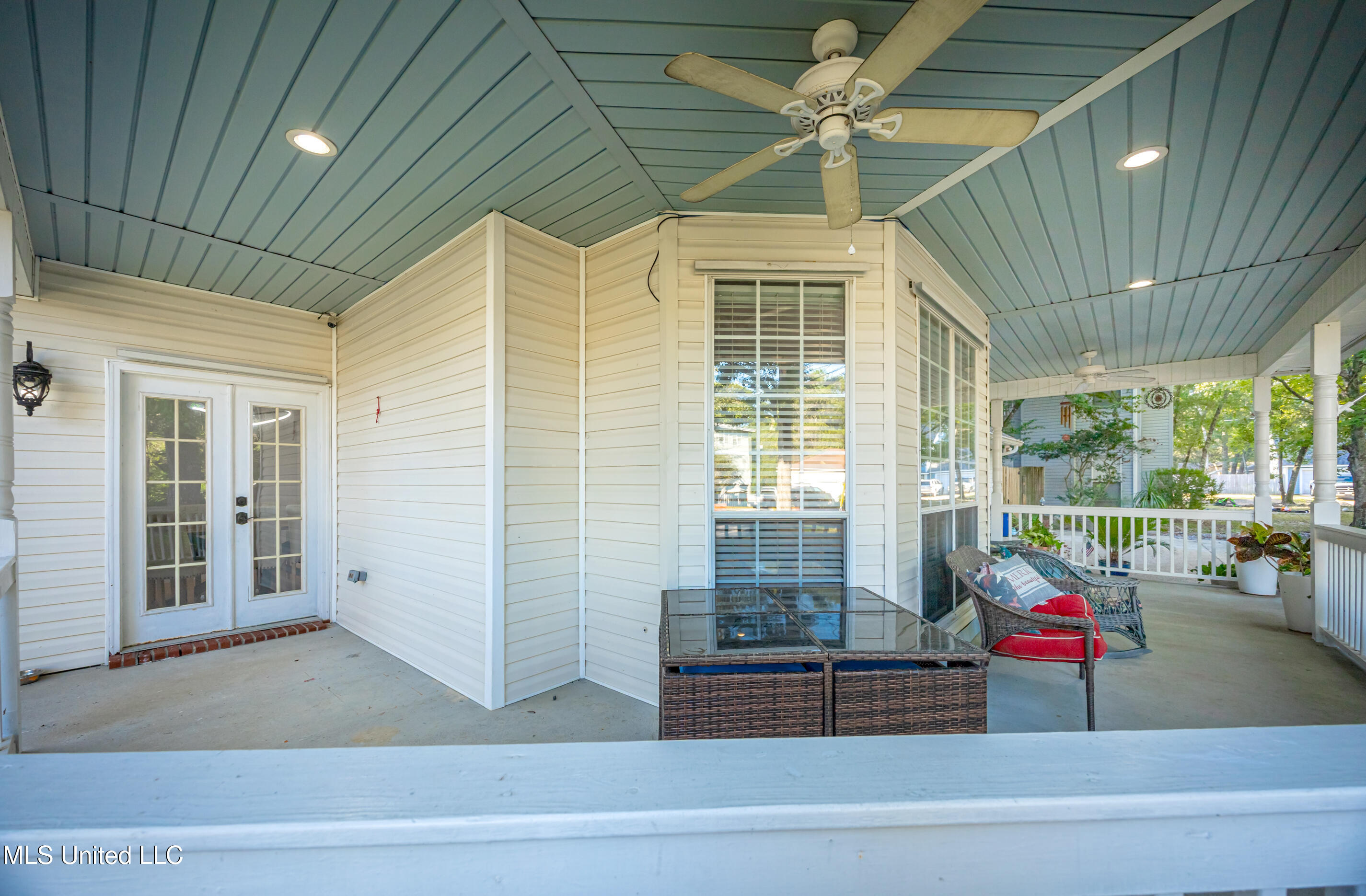 2808 Hickory Lane Property Photo 9