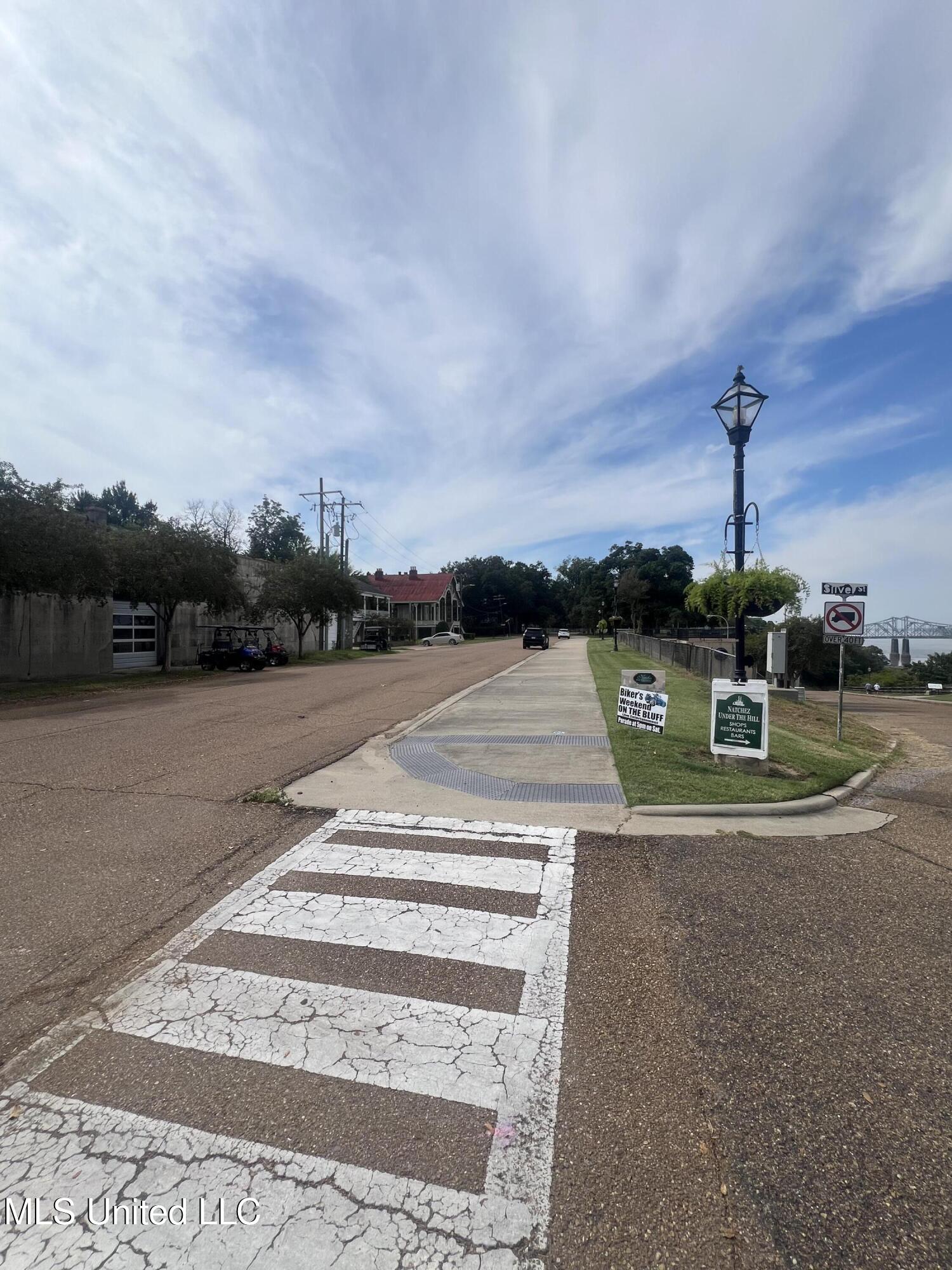 100 State Street Property Photo 6