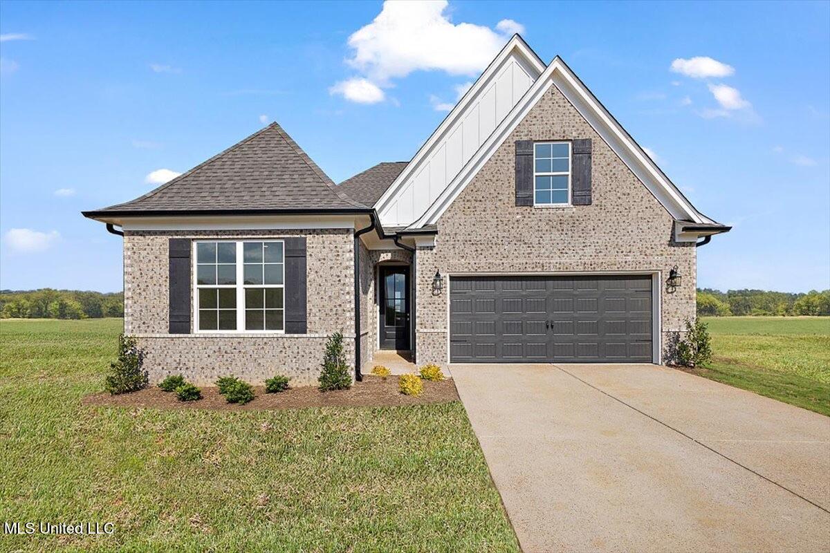 916 Coahoma Court Property Photo 1