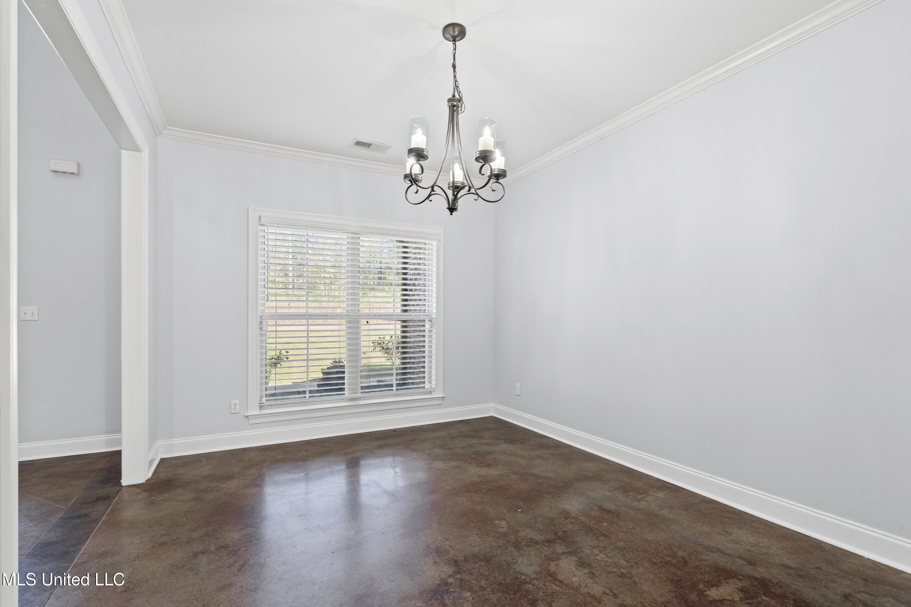 9567 Holly Springs Road Property Photo 6