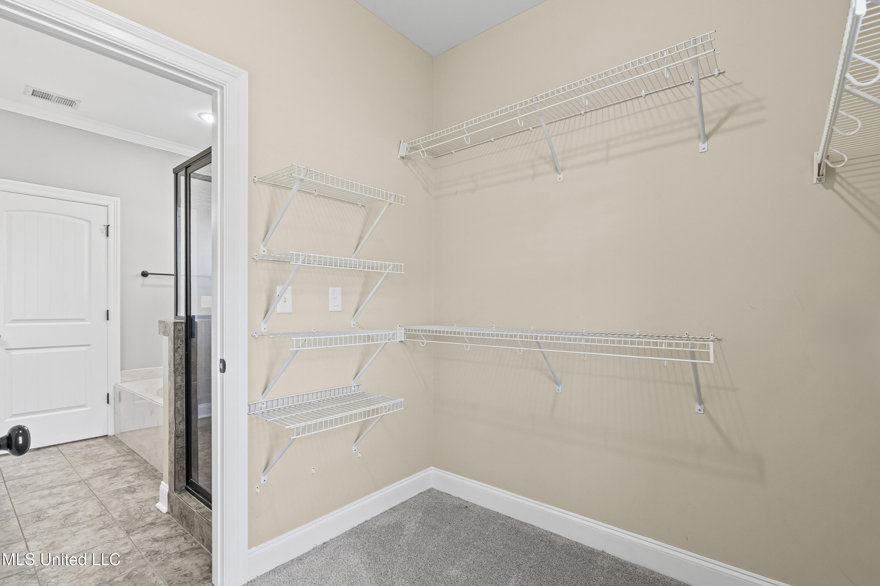 9567 Holly Springs Road Property Photo 11