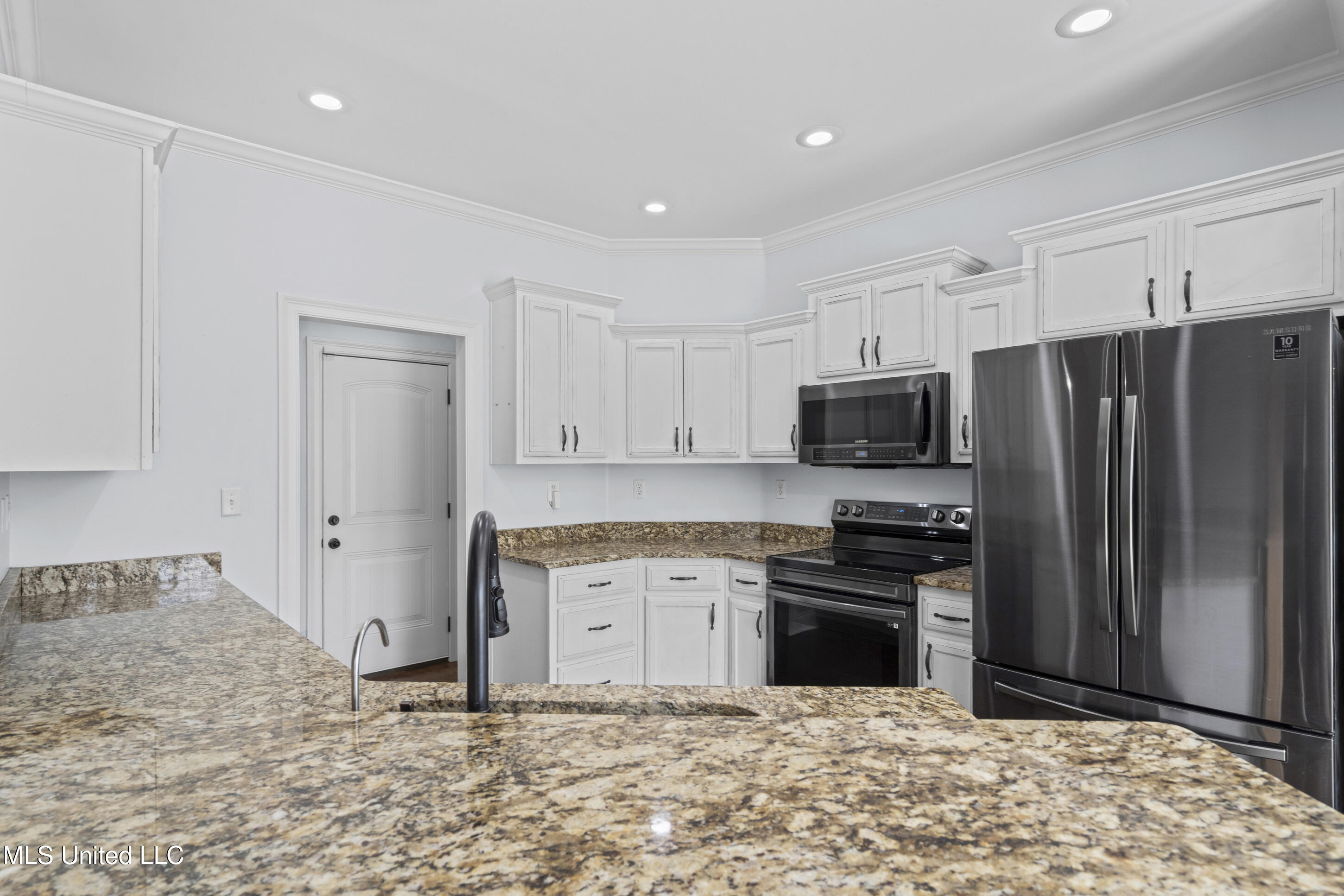 9567 Holly Springs Road Property Photo 22