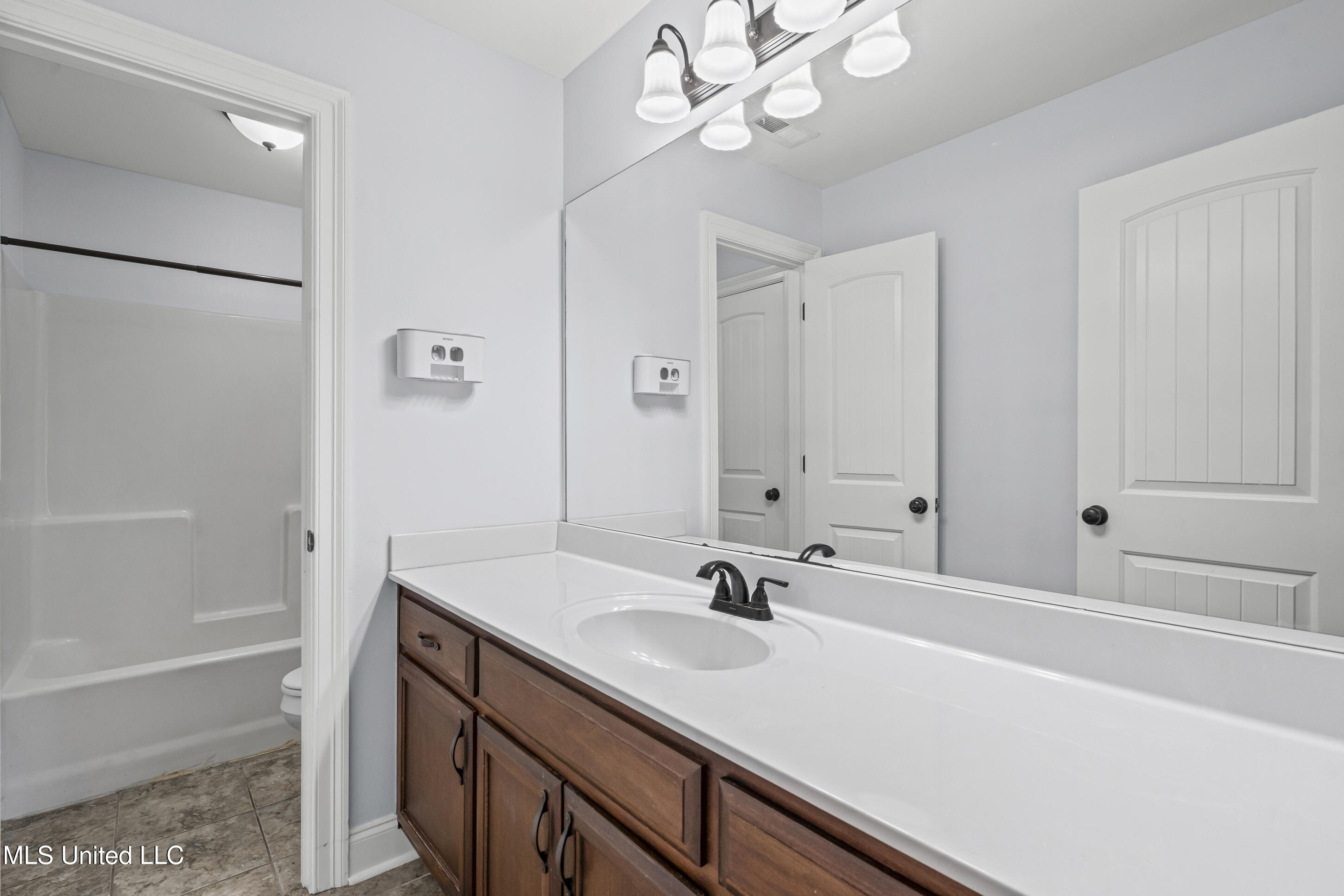 9567 Holly Springs Road Property Photo 32