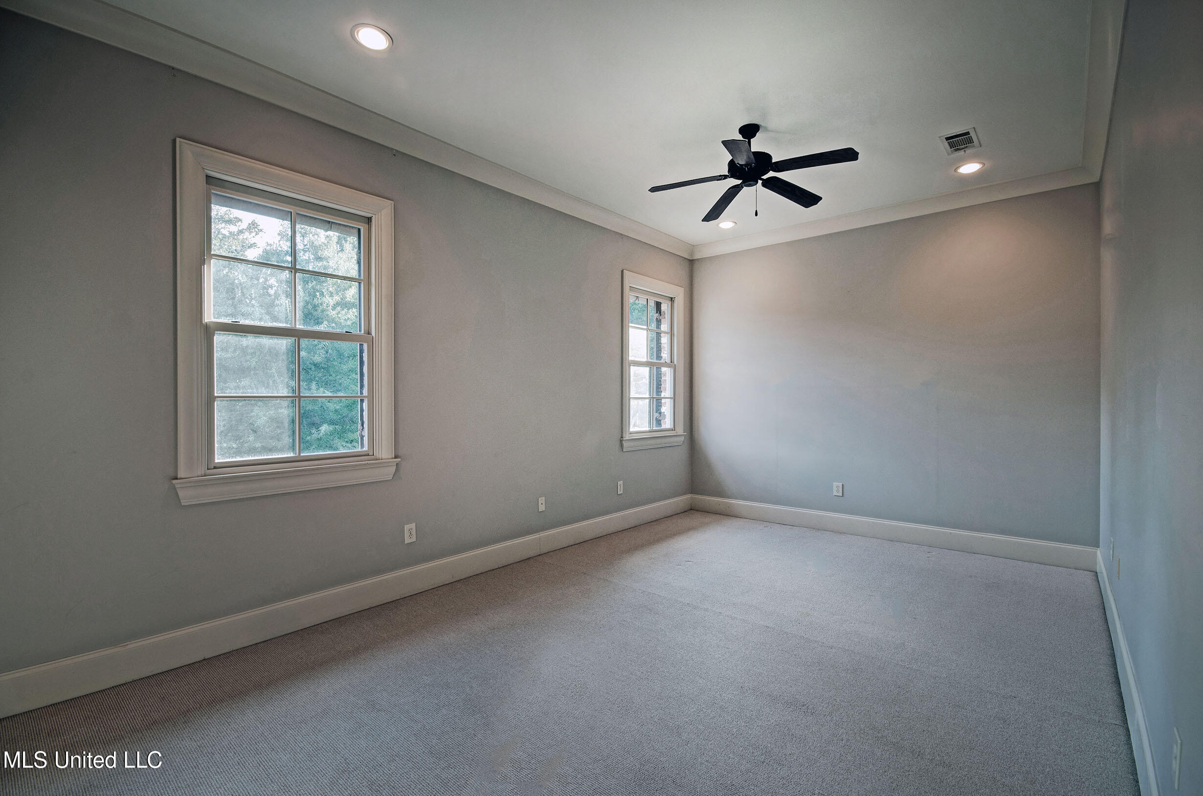 143 Green Glades Property Photo 41