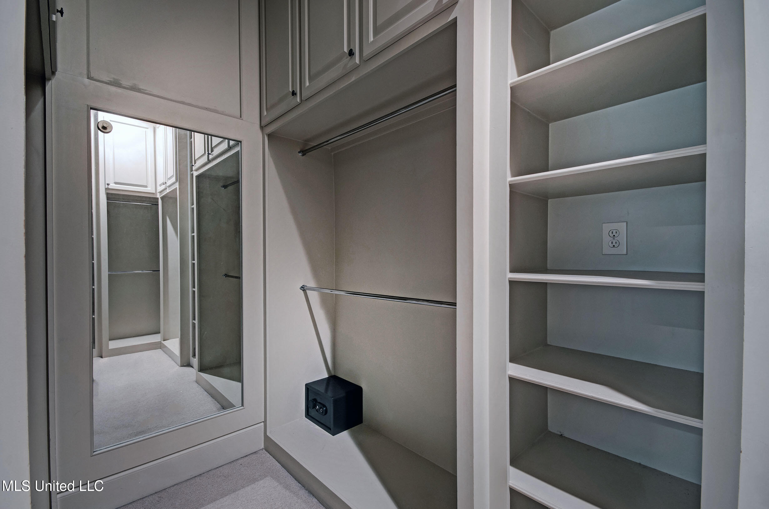 143 Green Glades Property Photo 47