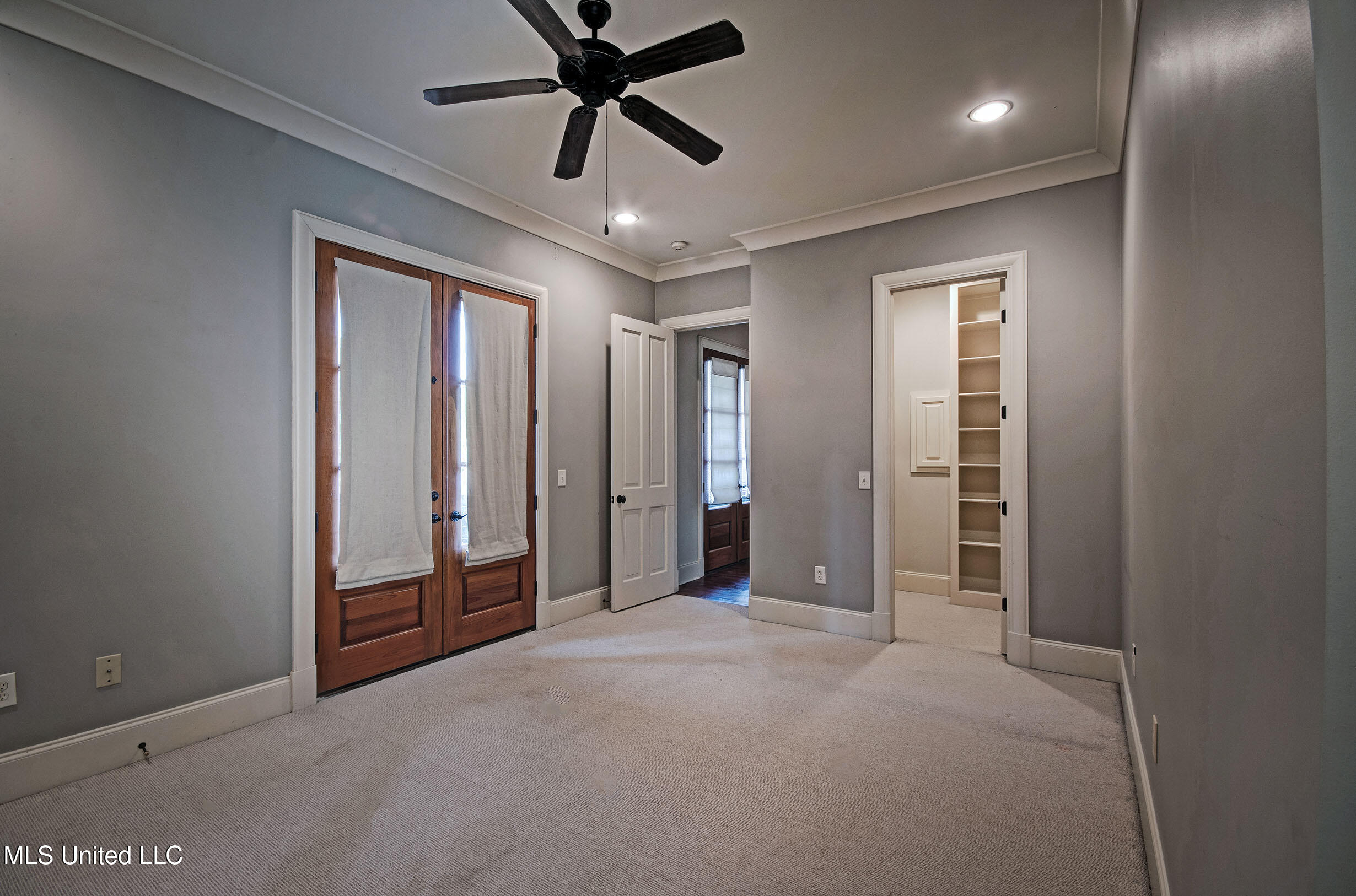 143 Green Glades Property Photo 54