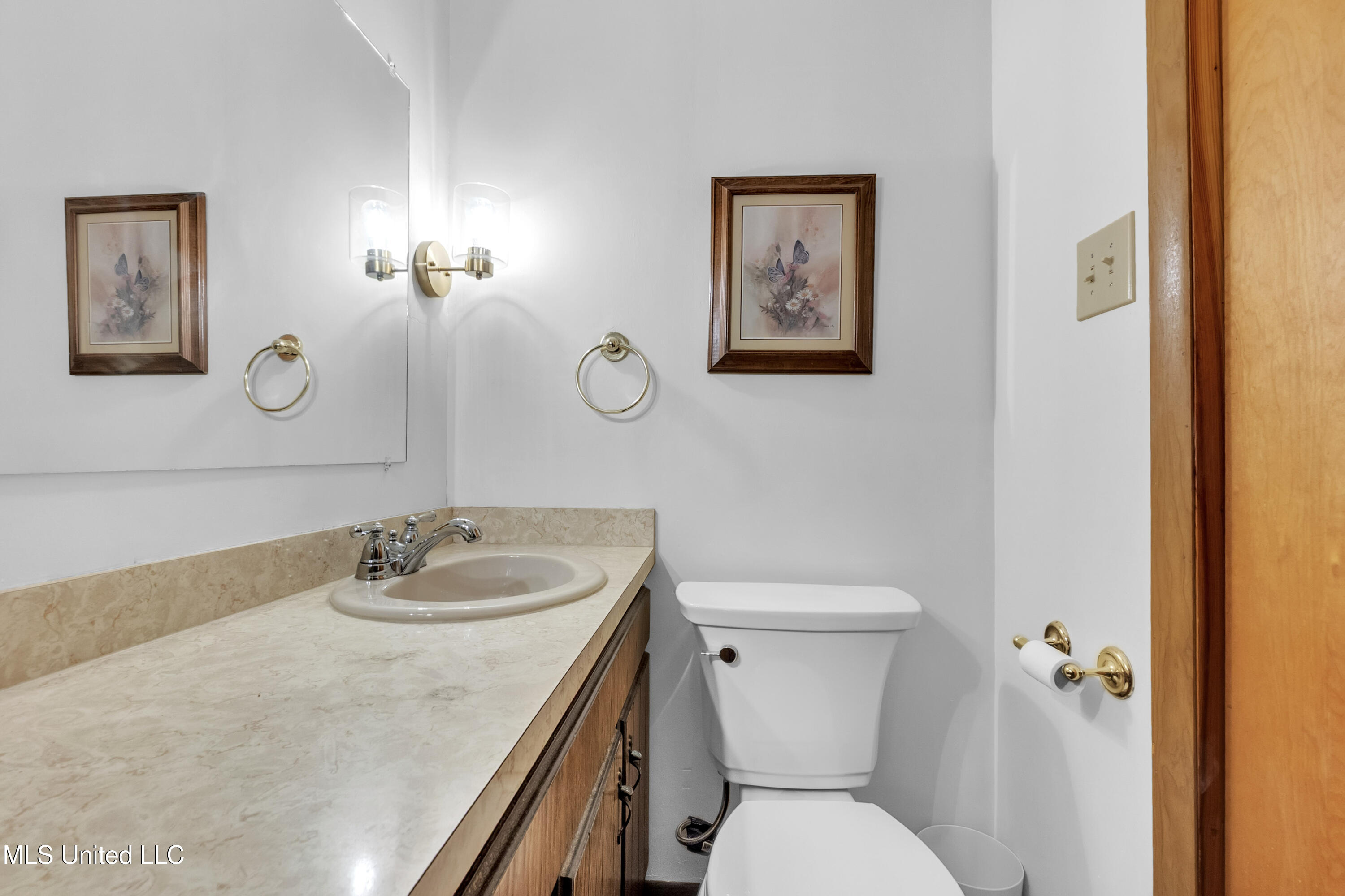 73 Chrestman Lane Property Photo 13