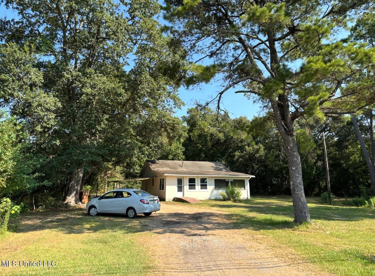 20260 28th Street Property Photo 2