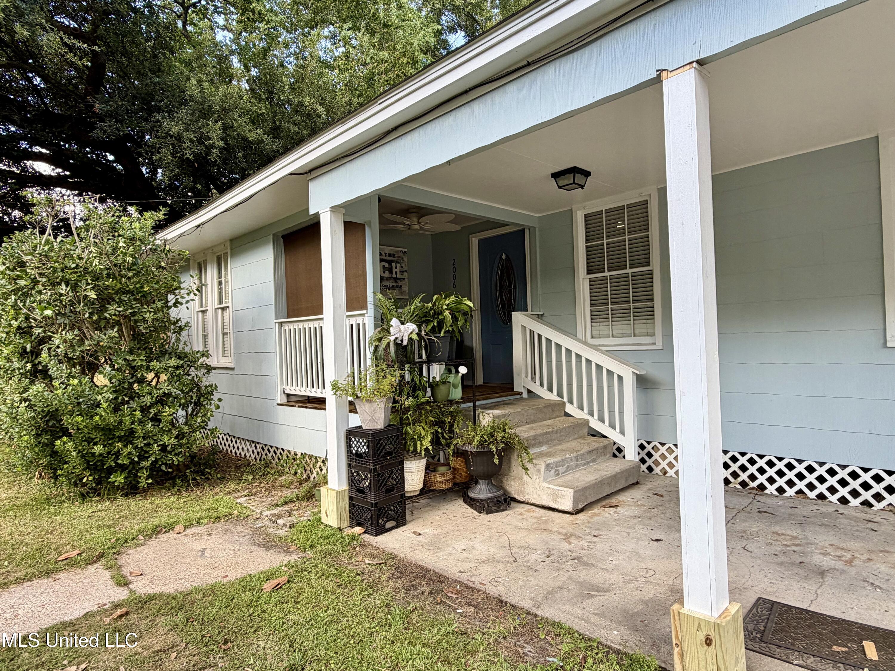 2006 11th Street Property Photo 4