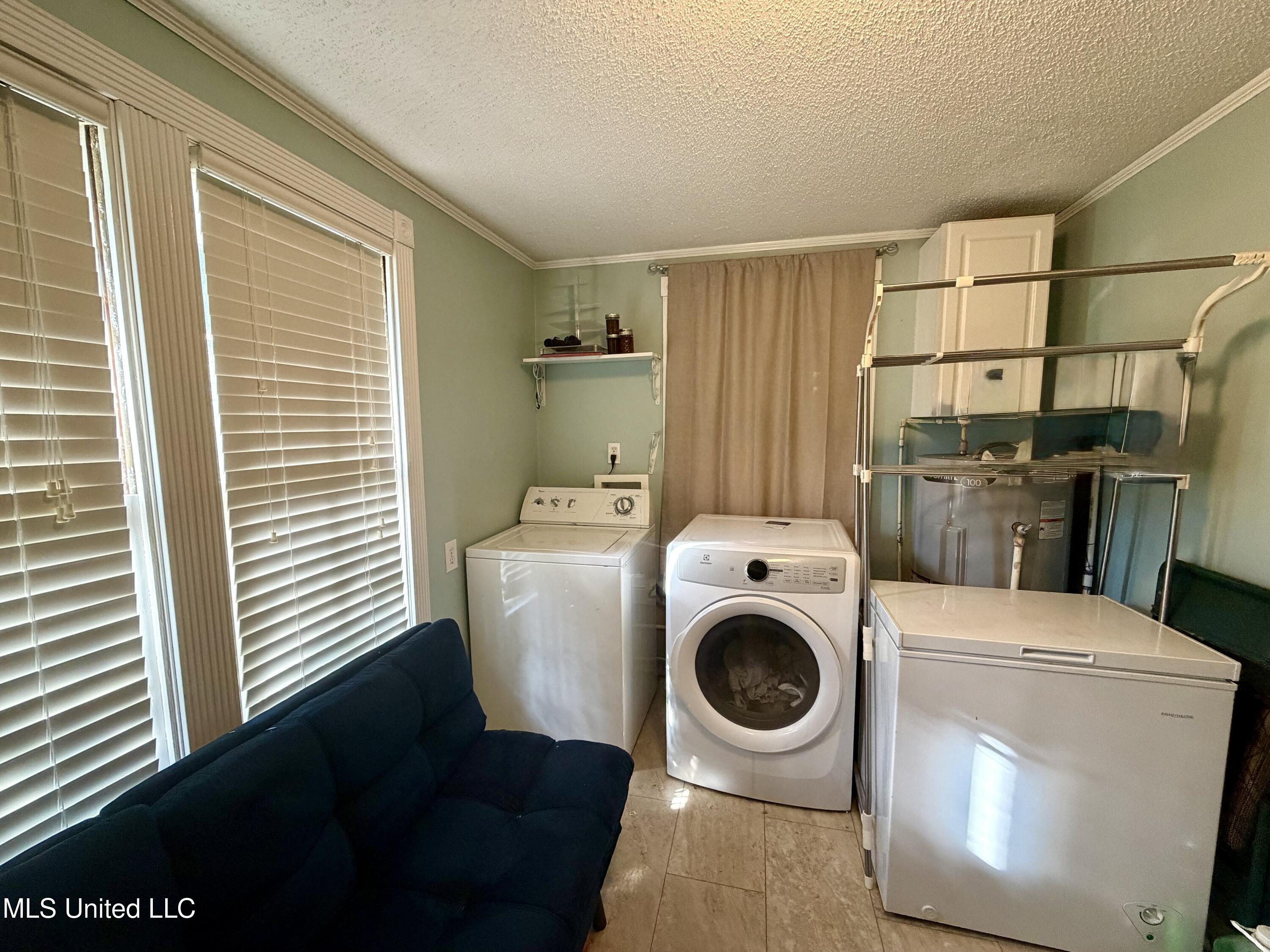 2006 11th Street Property Photo 11