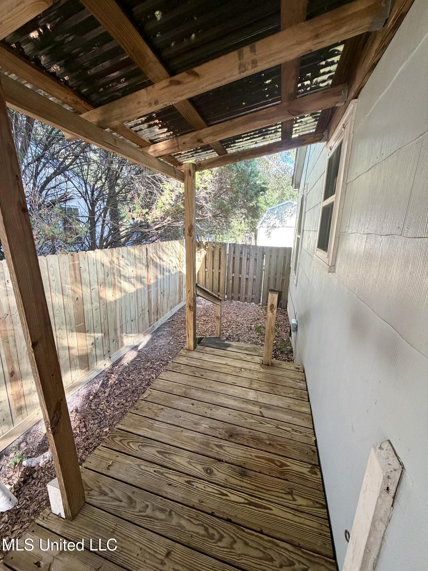 2006 11th Street Property Photo 12