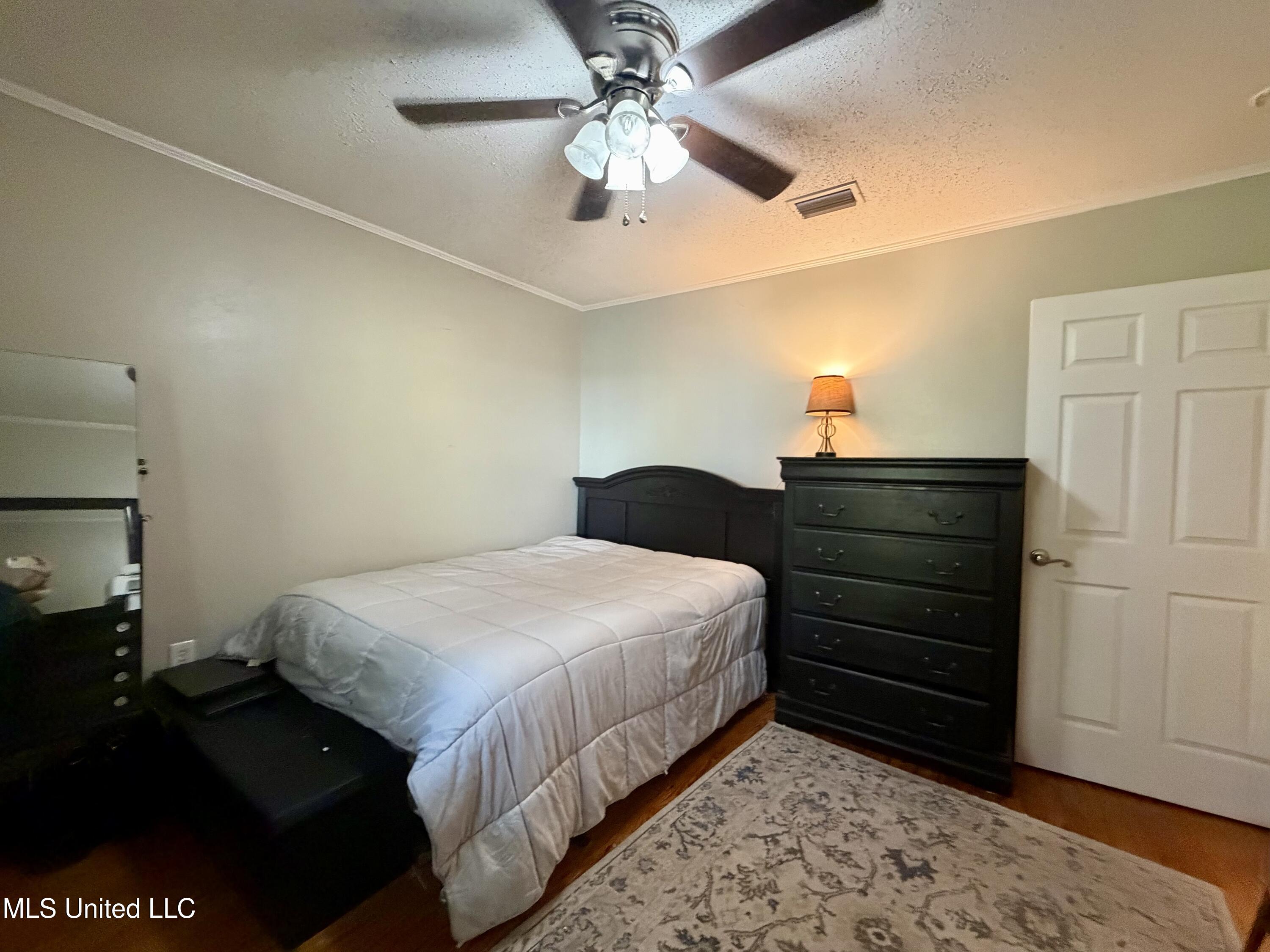 2006 11th Street Property Photo 16