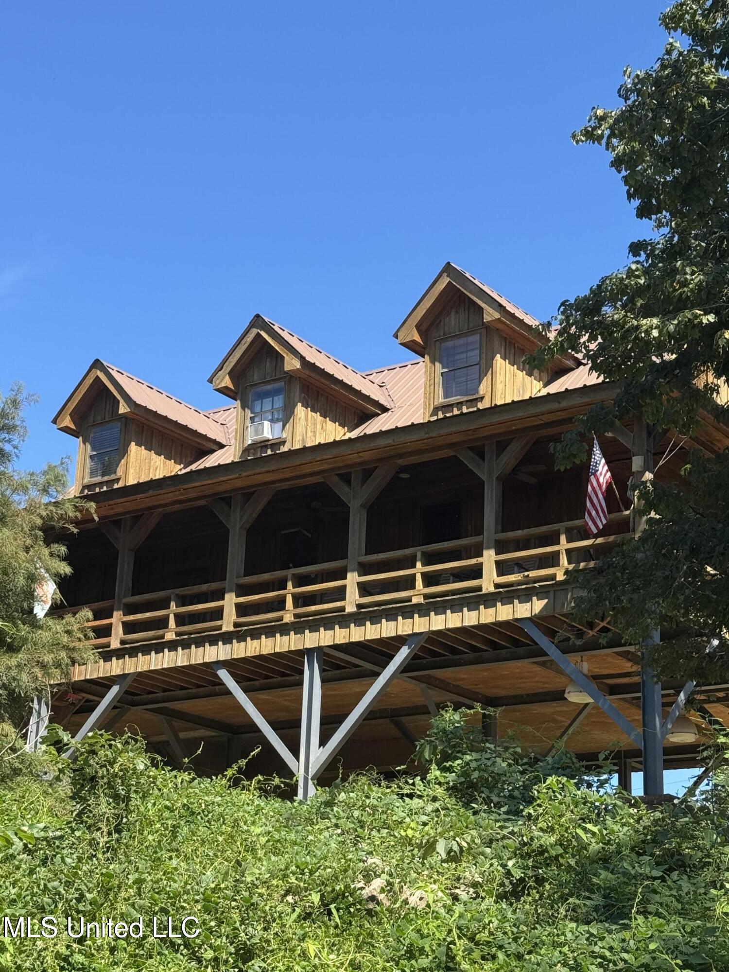 4011 Lake Mary Road Property Photo 3